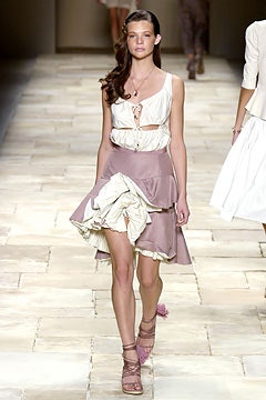 Givenchy S/S 04 Look 23