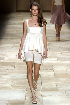 Givenchy S/S 04 Look 24