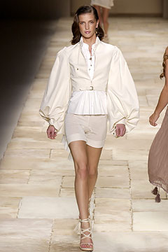 Givenchy S/S 04 Look 28
