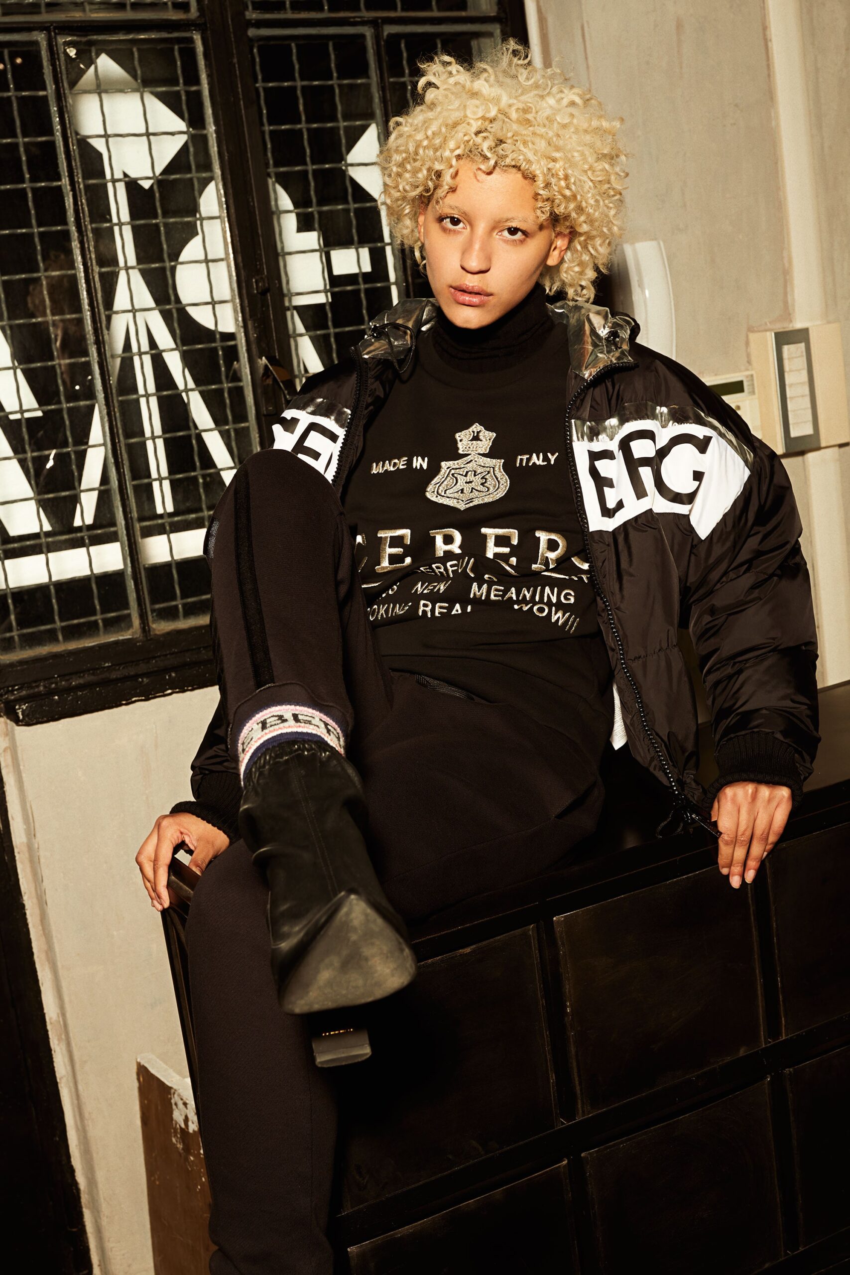 Iceberg F/W 18 Look 10