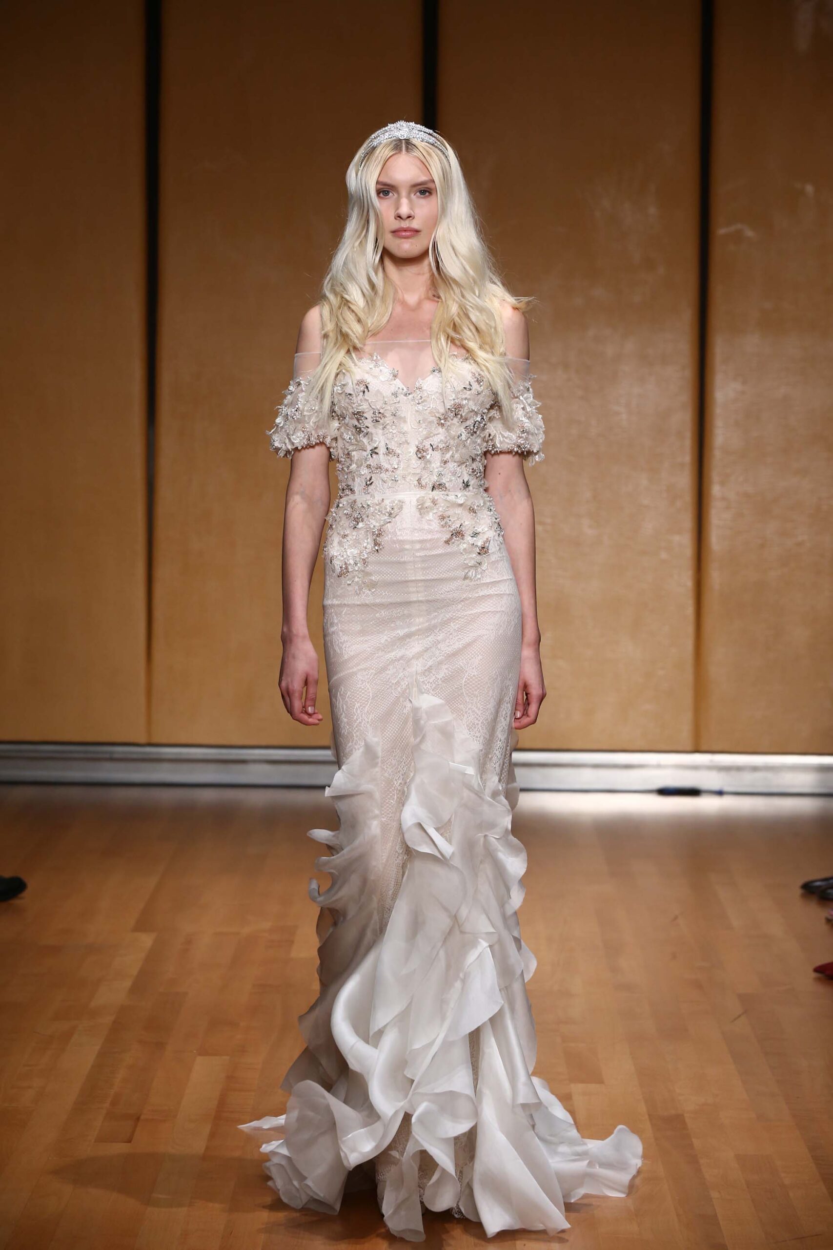 Inbal Dror F/W 17 Bridal Look 11