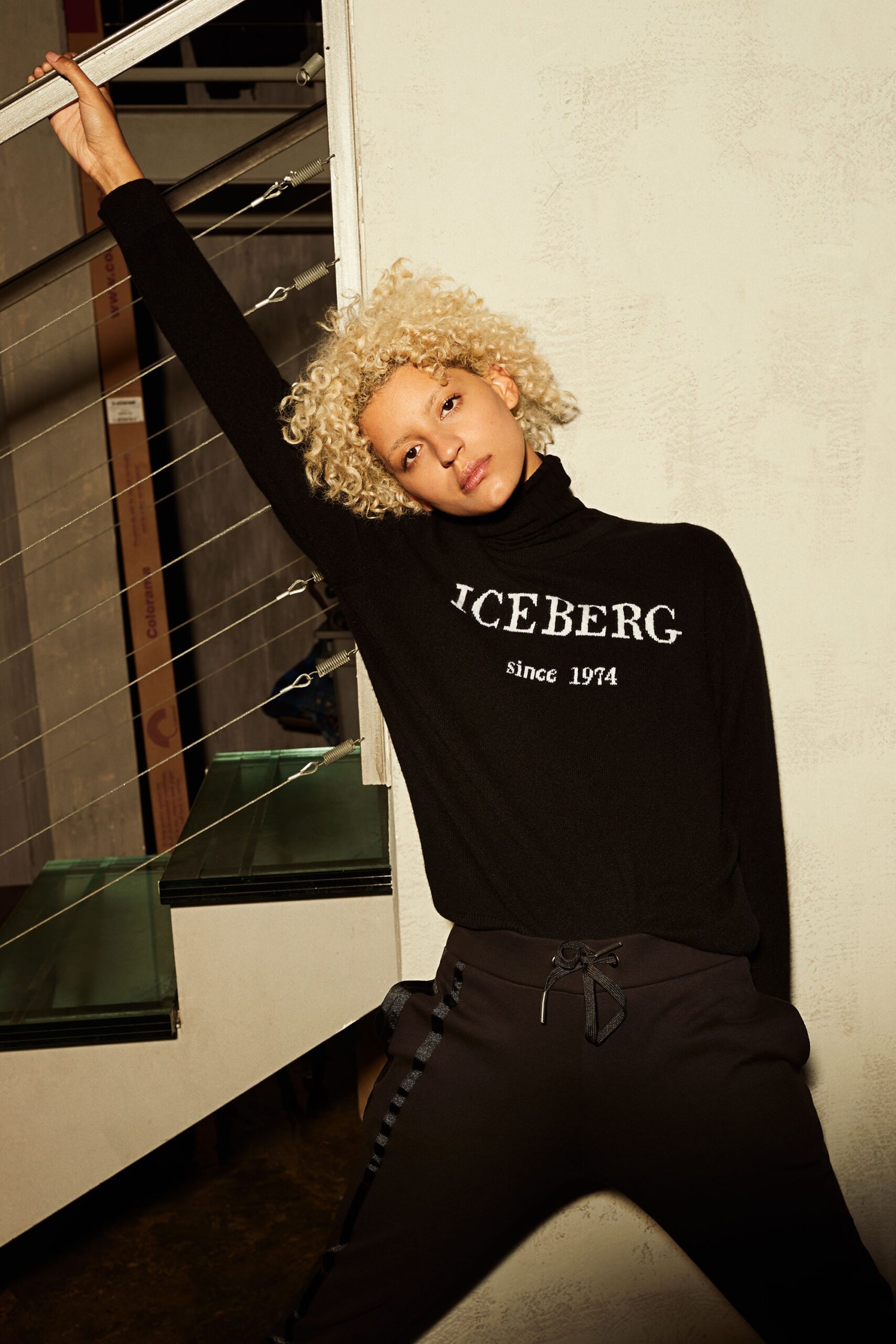 Iceberg F/W 18 Look 11