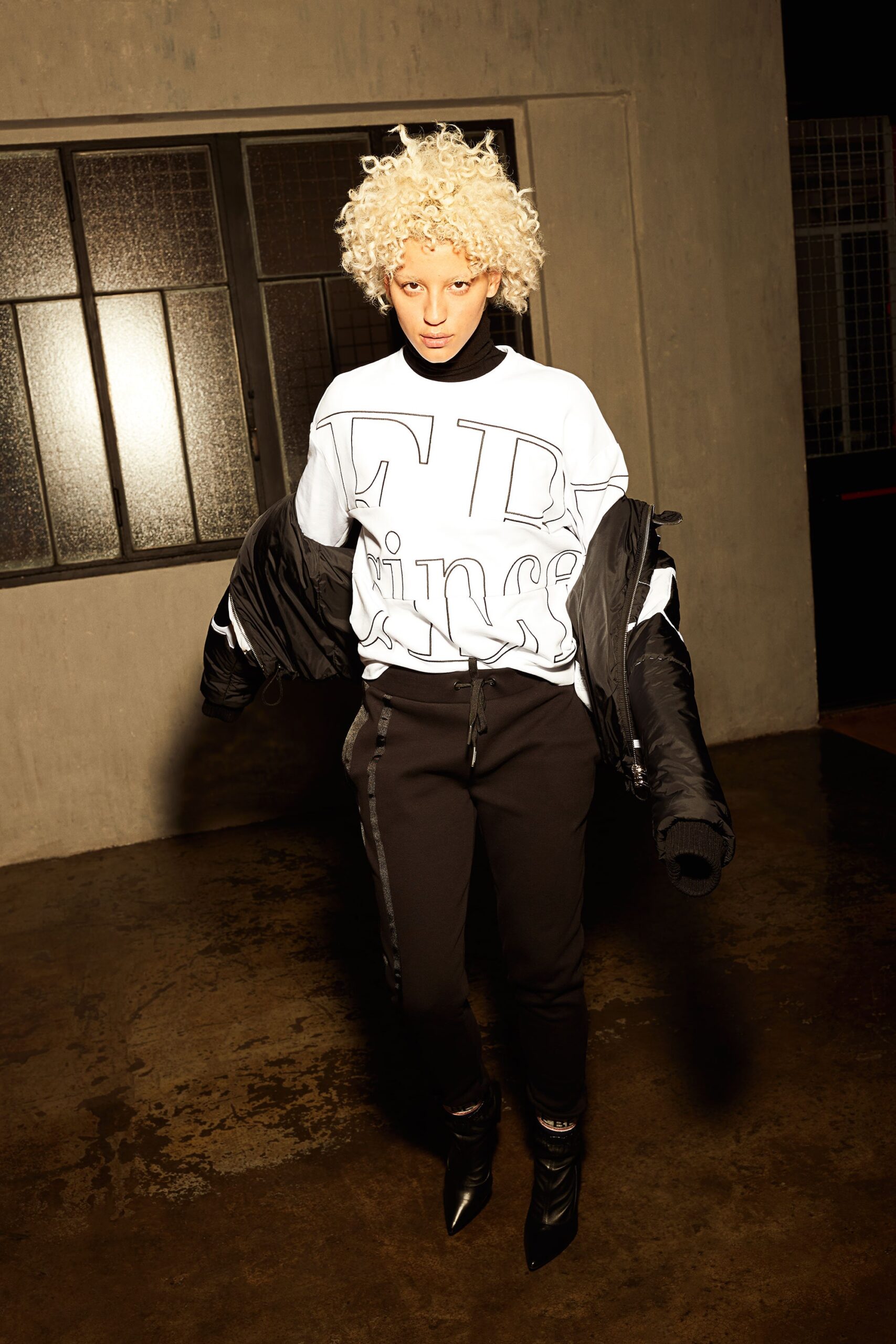 Iceberg F/W 18 Look 12