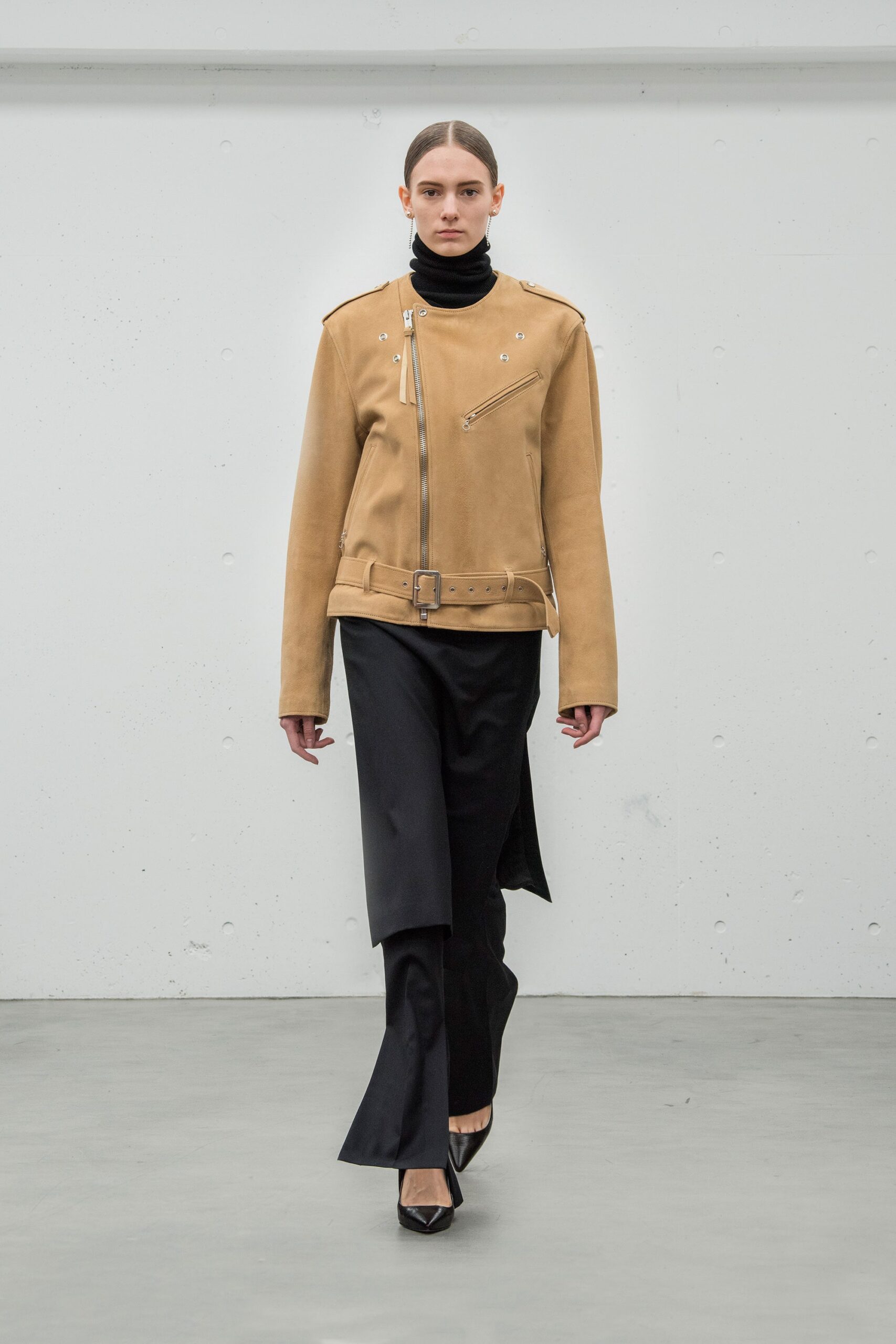 Hyke Tokyo F/W 17 Look 14