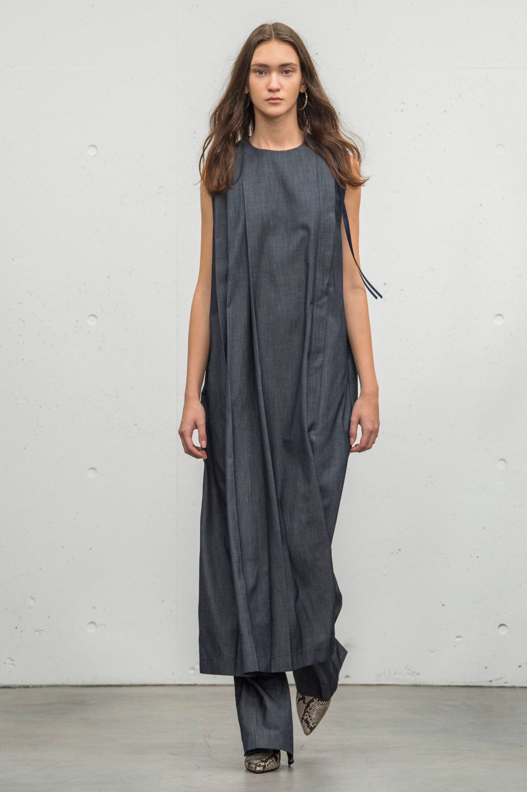 Hyke Tokyo S/S 18 Look 15