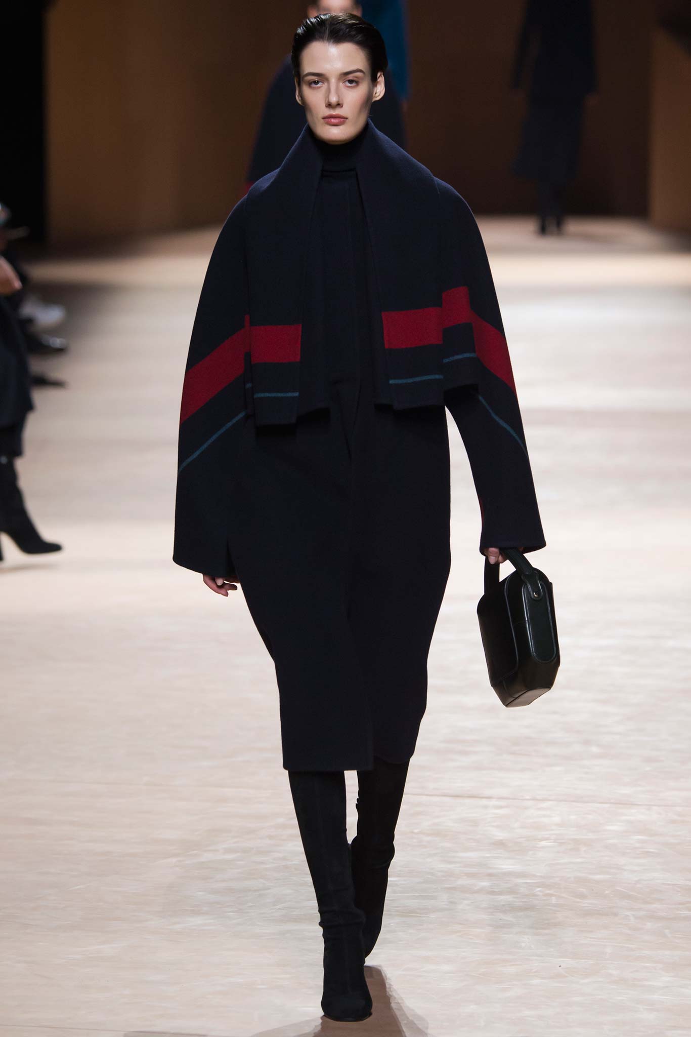 Hermès F/W 15 Look 17
