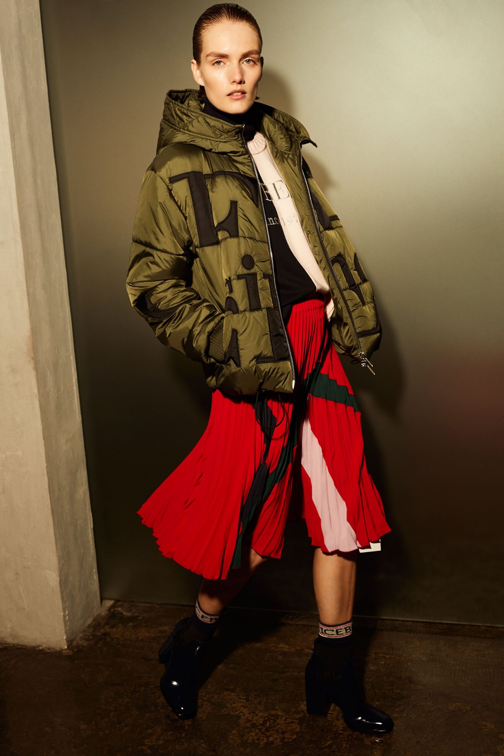 Iceberg F/W 18 Look 16