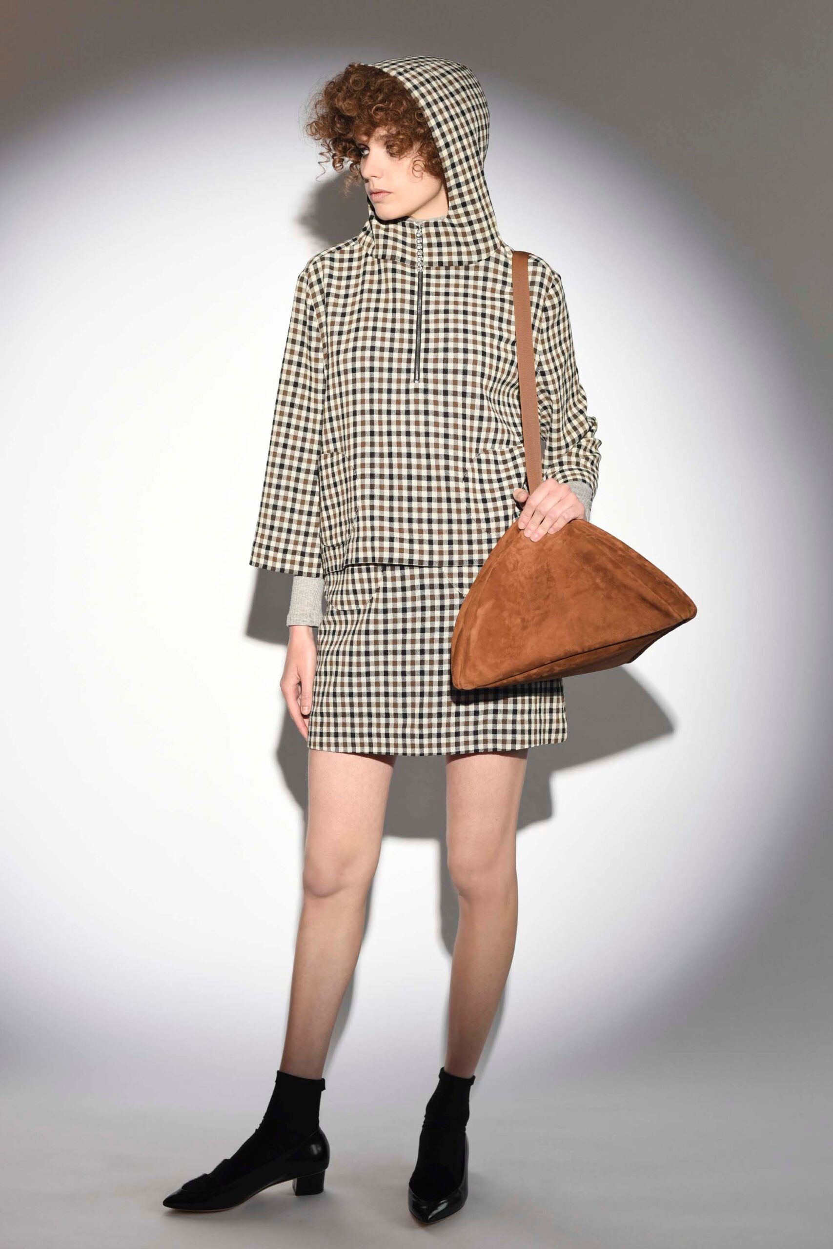Isa Arfen Resort 17 Look 17