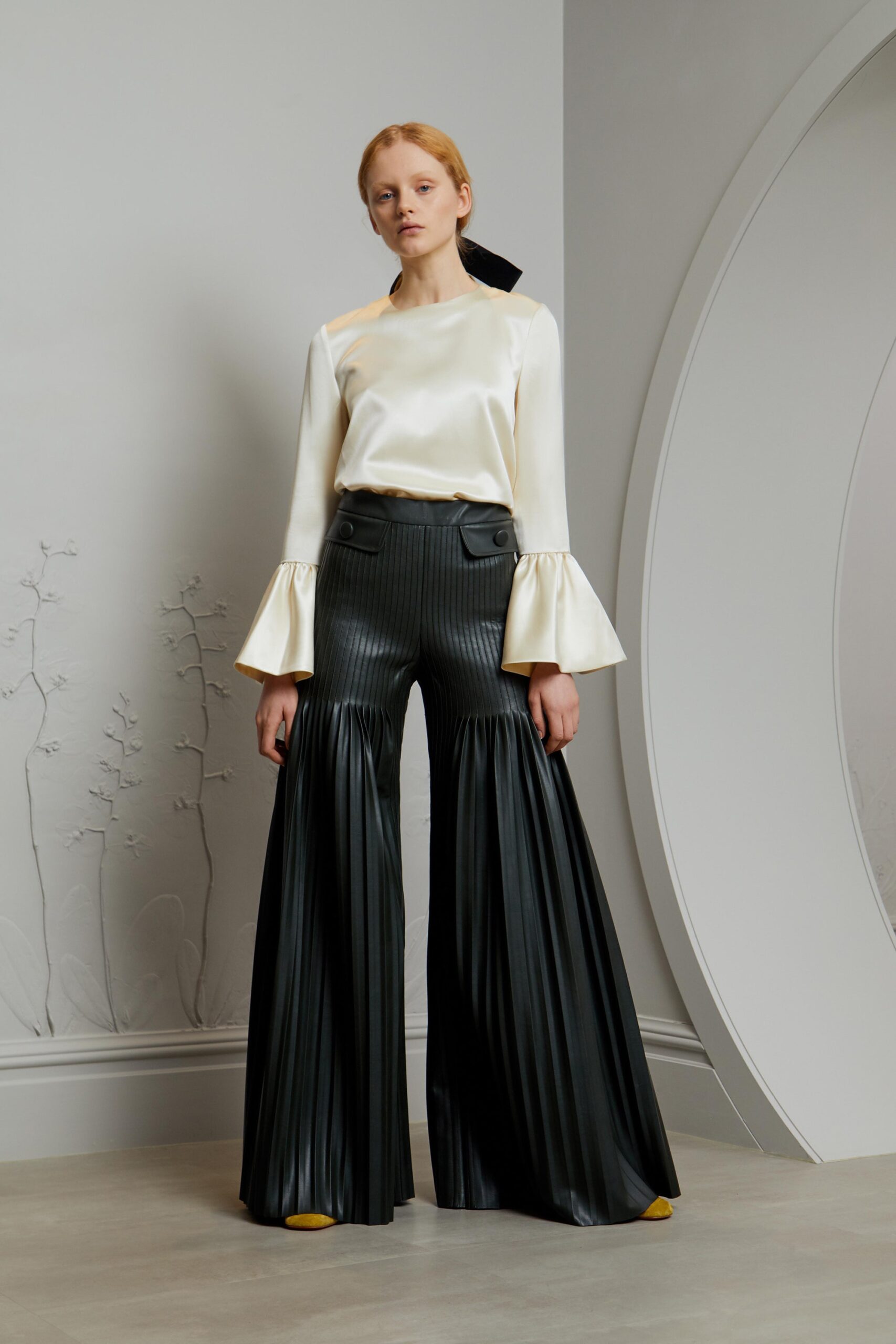Huishan Zhang F/W 18 Look 18