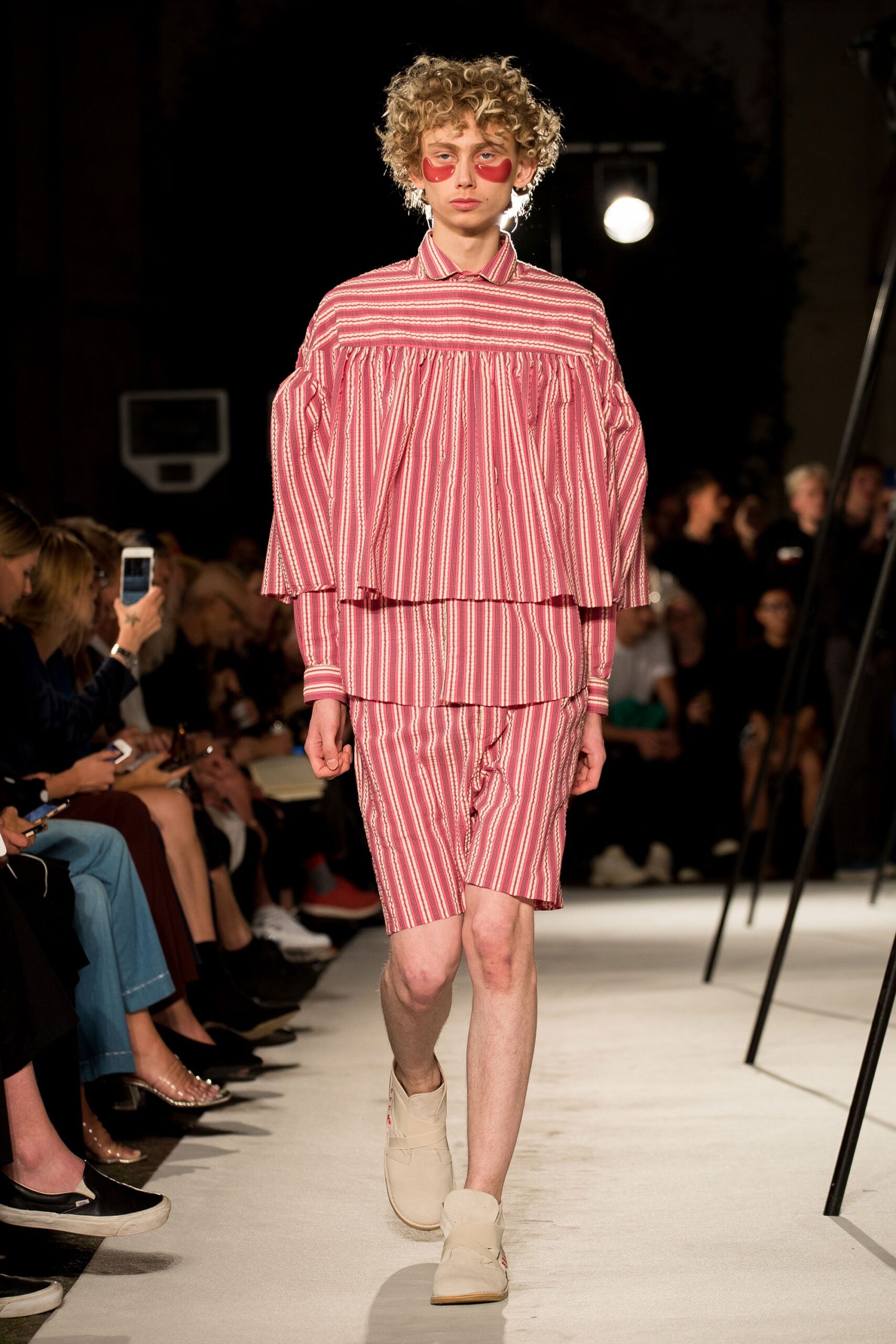 Henrik Vibskov Copenhagen S/S 18 Look 18
