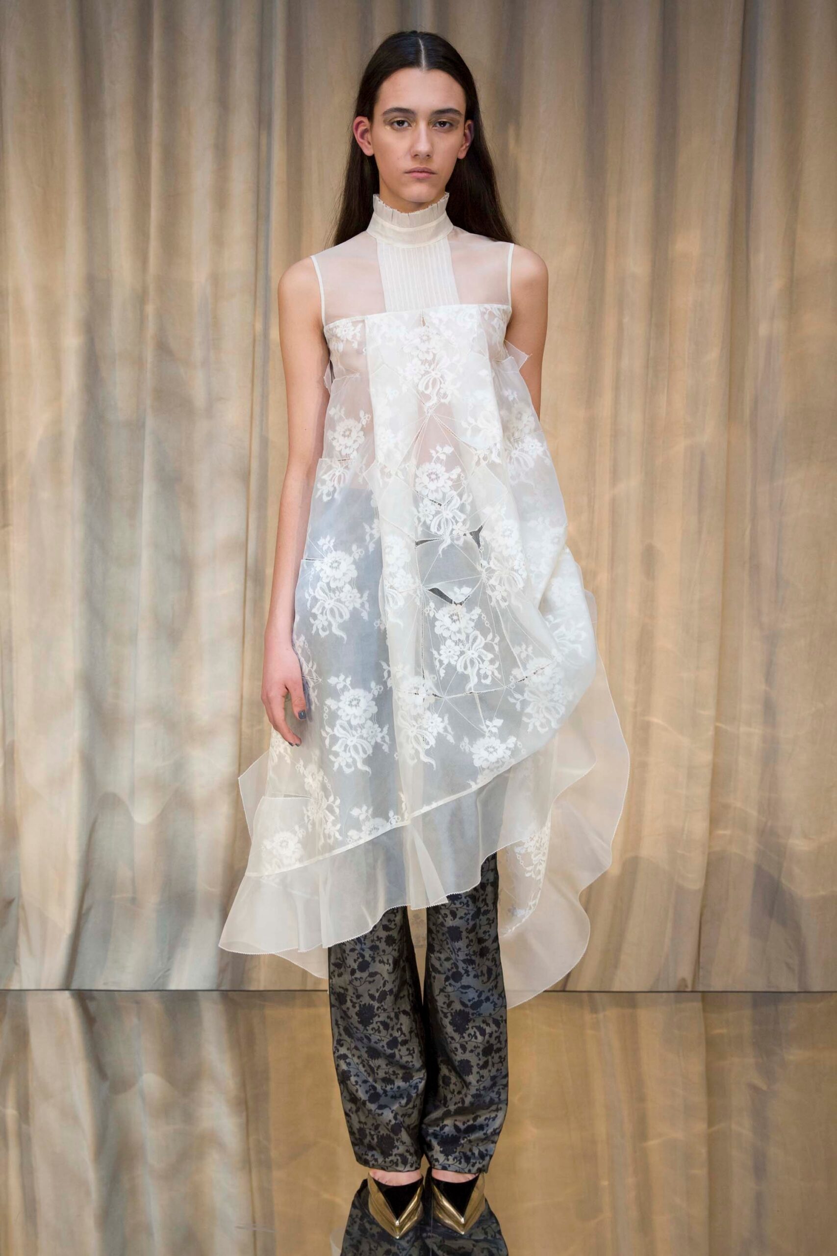 Huishan Zhang F/W 16 Look 18