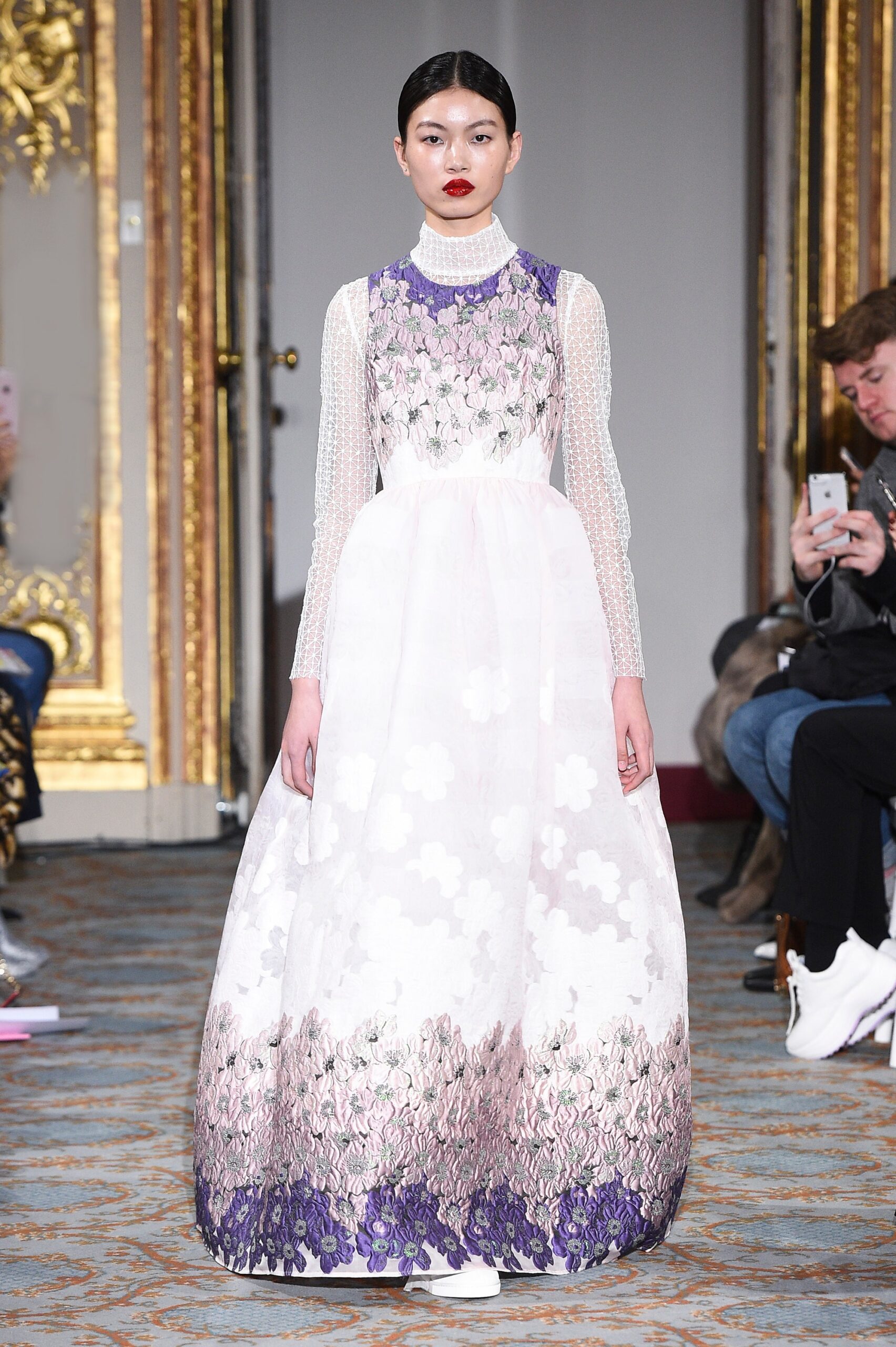 Huishan Zhang F/W 18 Look 18