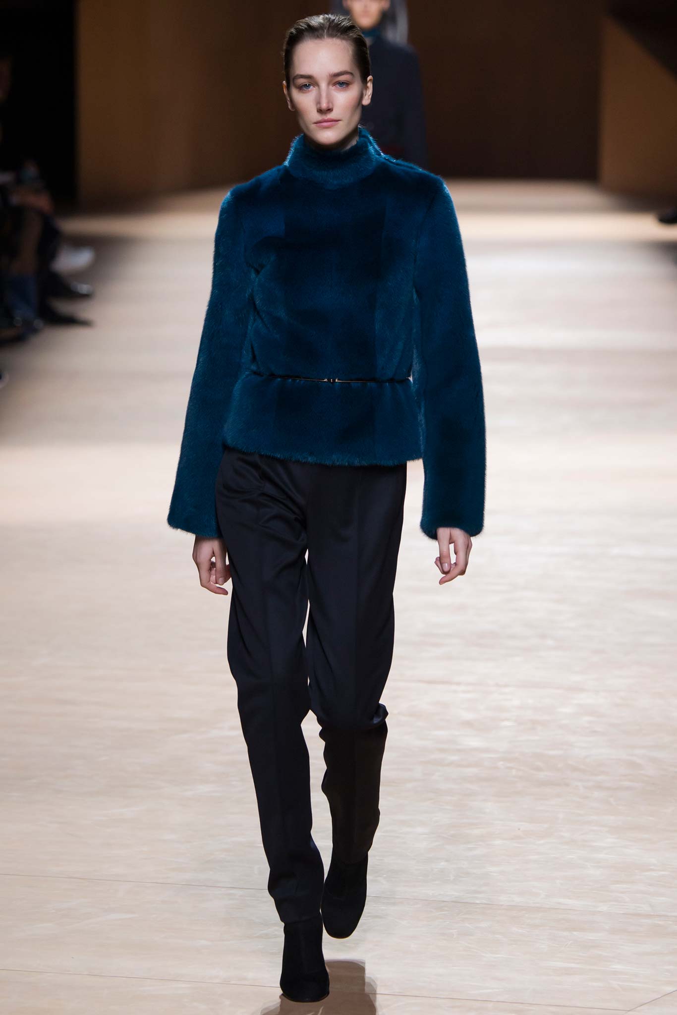 Hermès F/W 15 Look 19