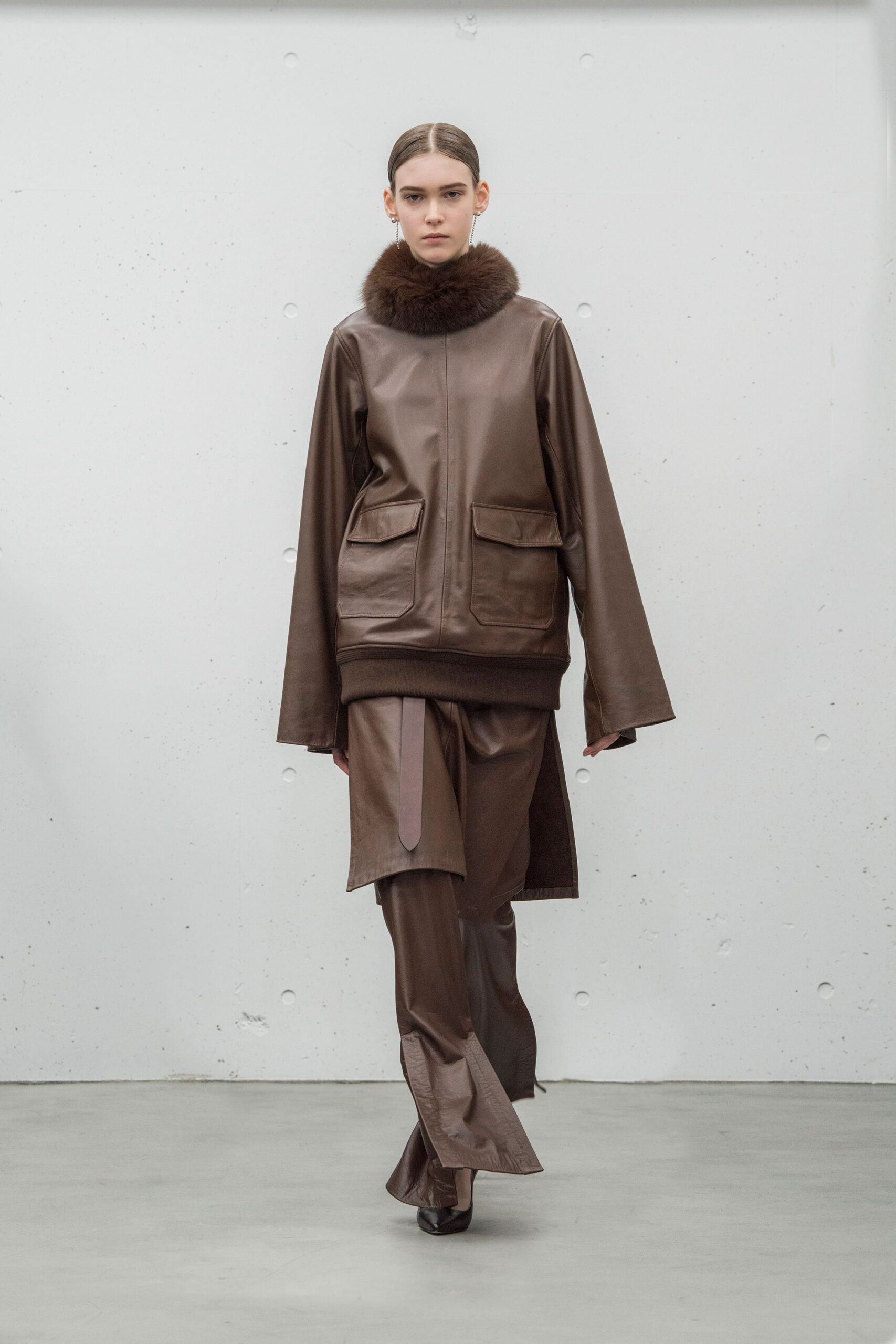 Hyke Tokyo F/W 17 Look 19