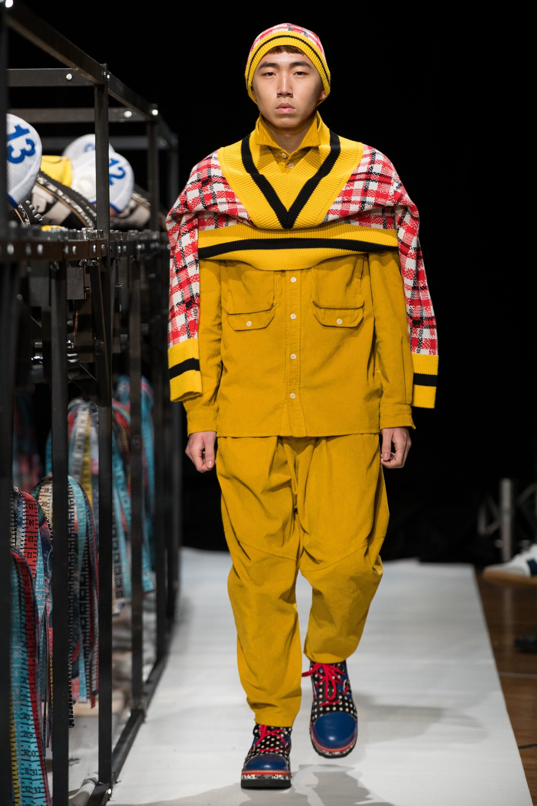 Henrik Vibskov Copenhagen F/W 18 Look 22