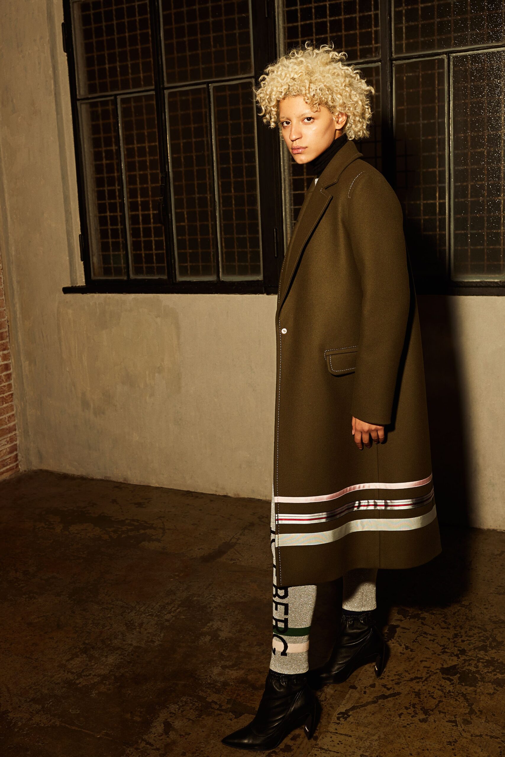 Iceberg F/W 18 Look 23