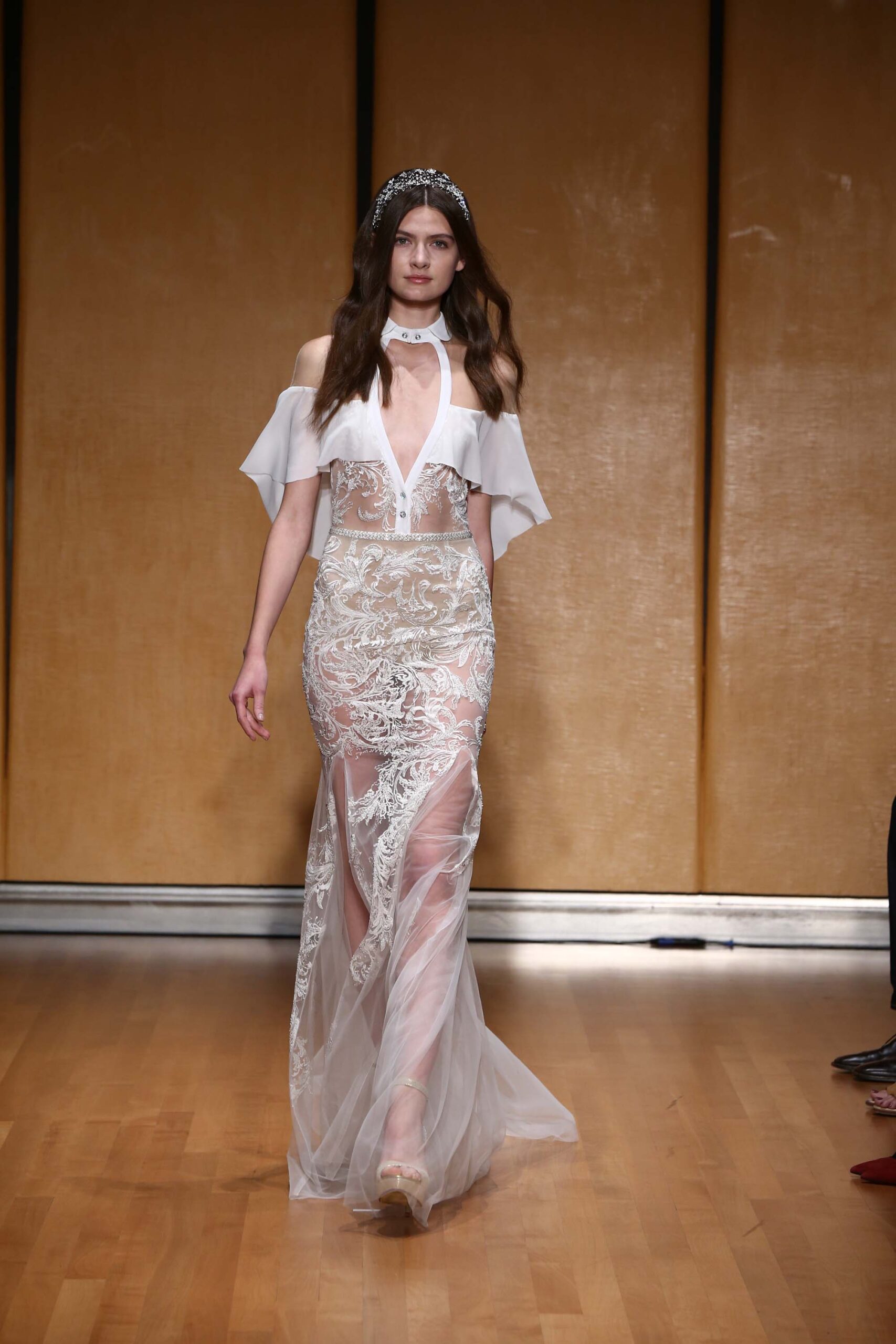 Inbal Dror F/W 17 Bridal Look 25