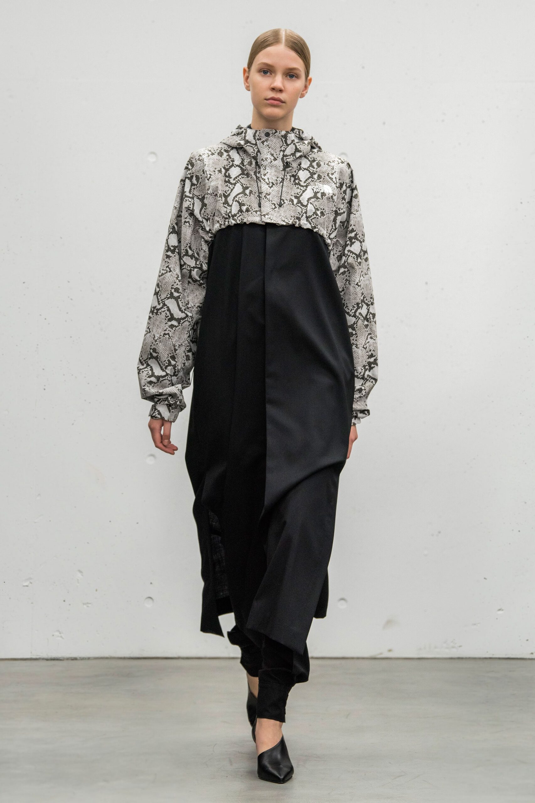 Hyke Tokyo S/S 18 Look 27