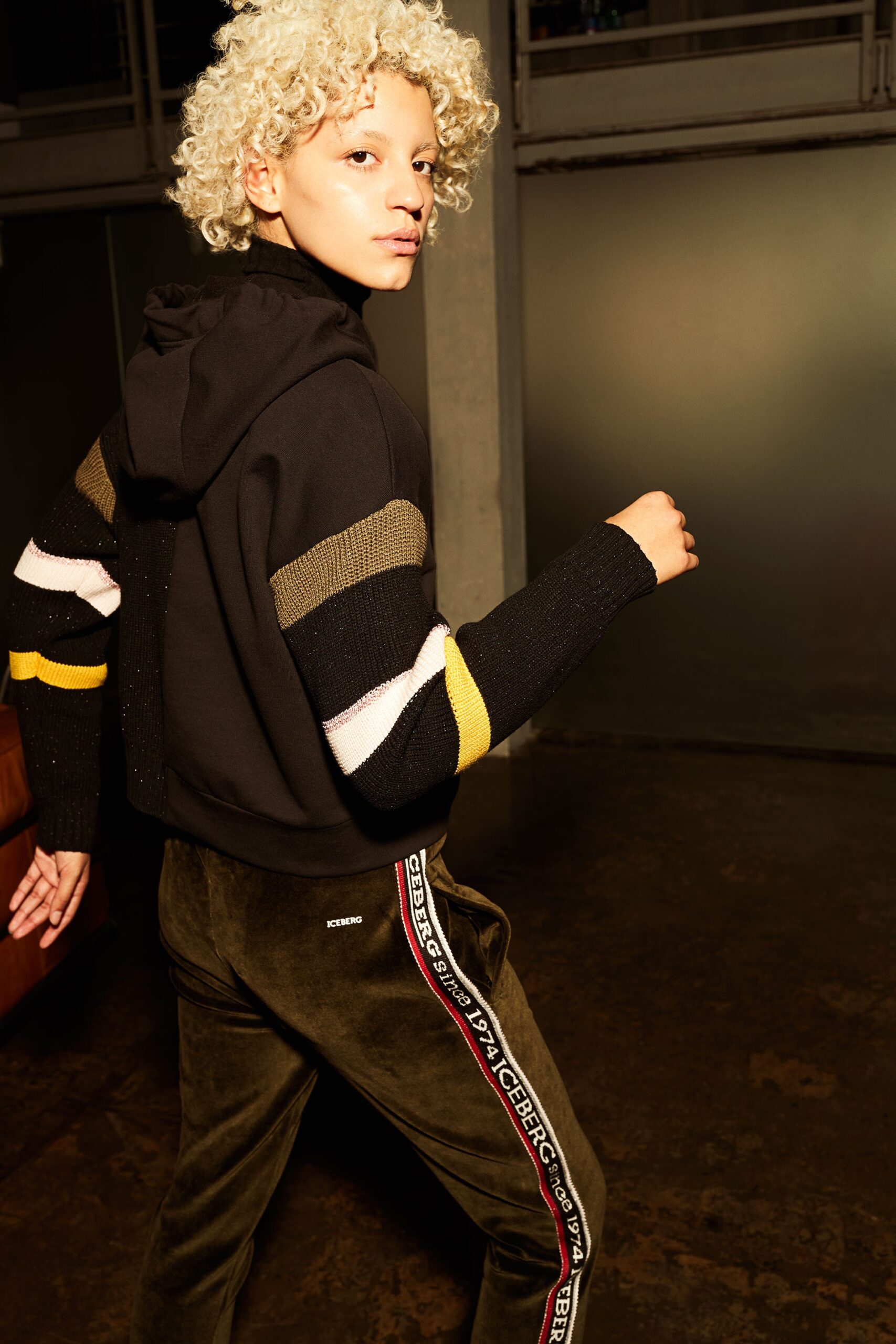 Iceberg F/W 18 Look 26