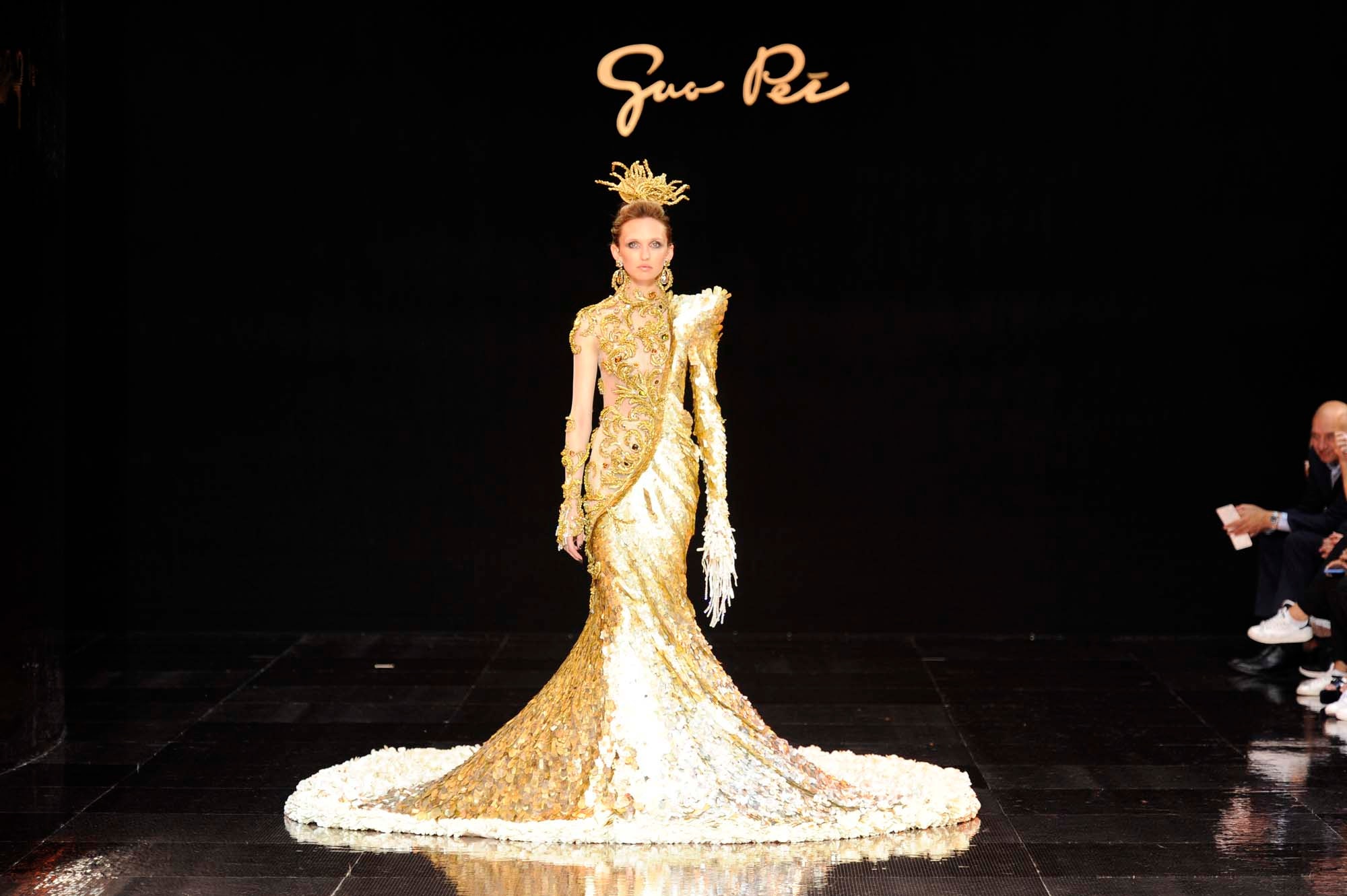 Guo Pei F/W 16 Couture Look 29