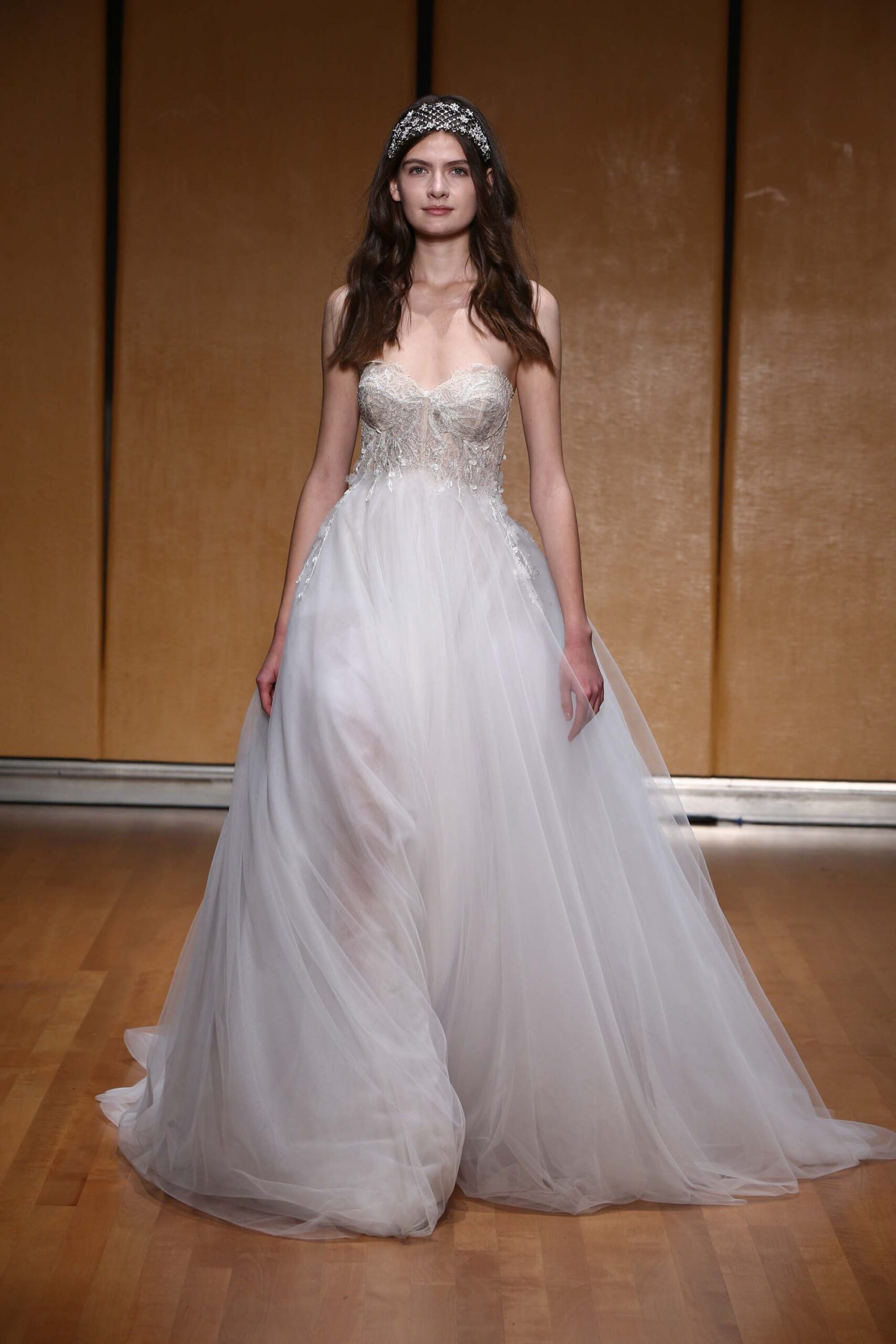 Inbal Dror F/W 17 Bridal Look 28
