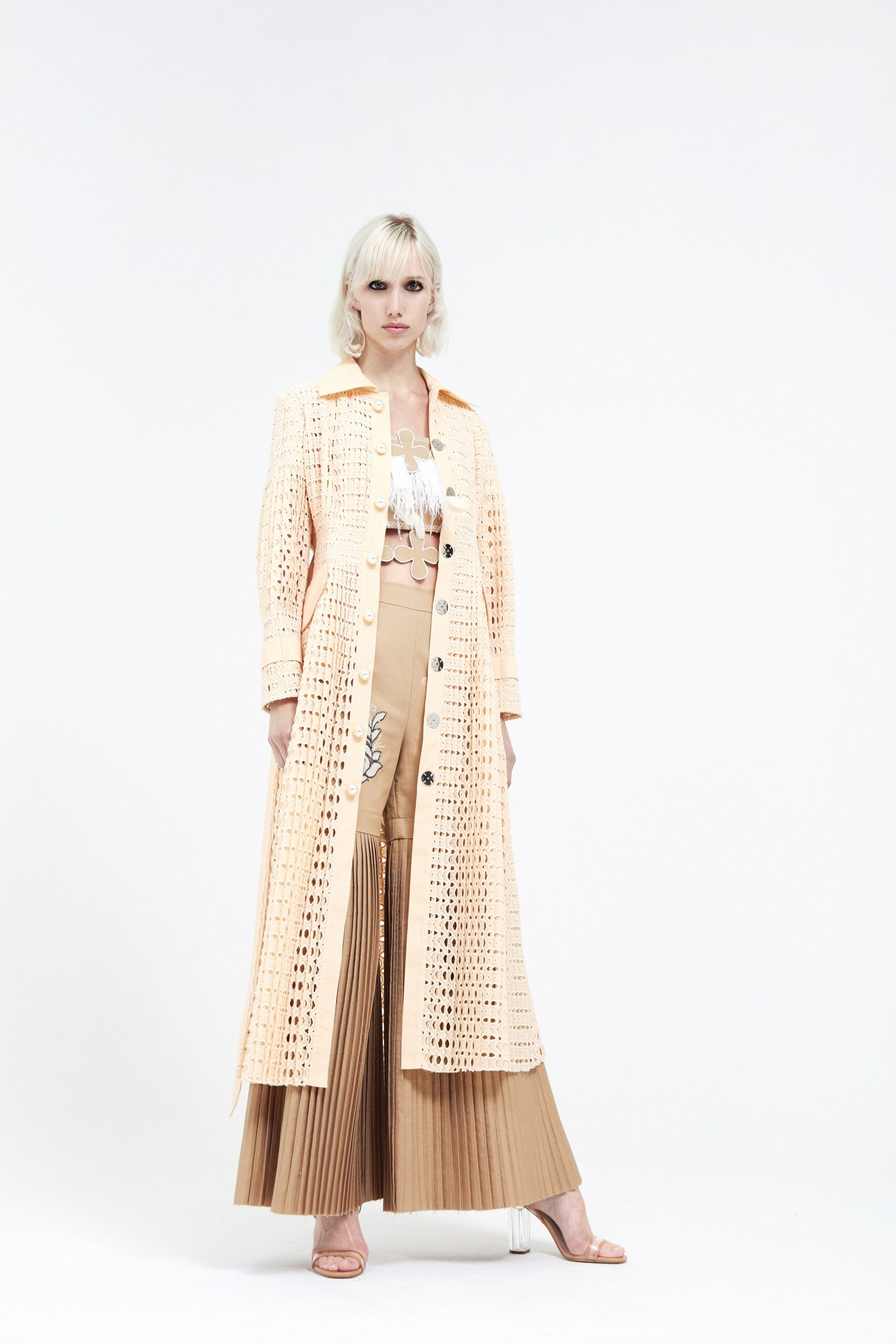 Huishan Zhang Resort 18 Look 31