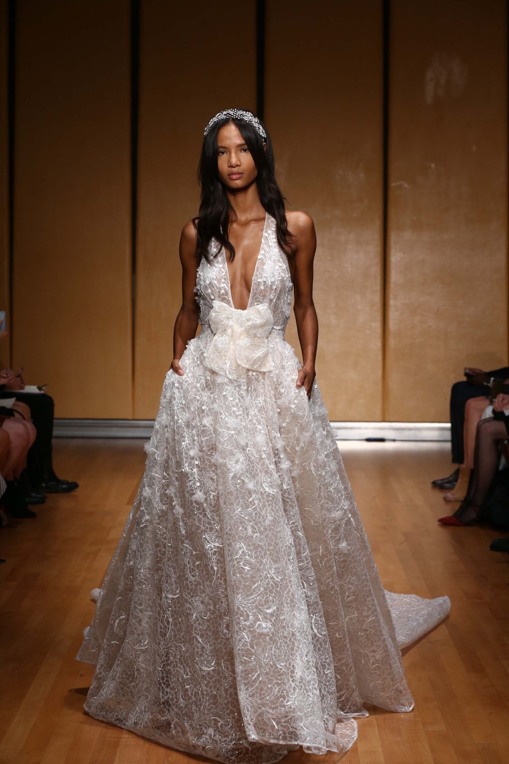 Inbal Dror F/W 17 Bridal Look 30