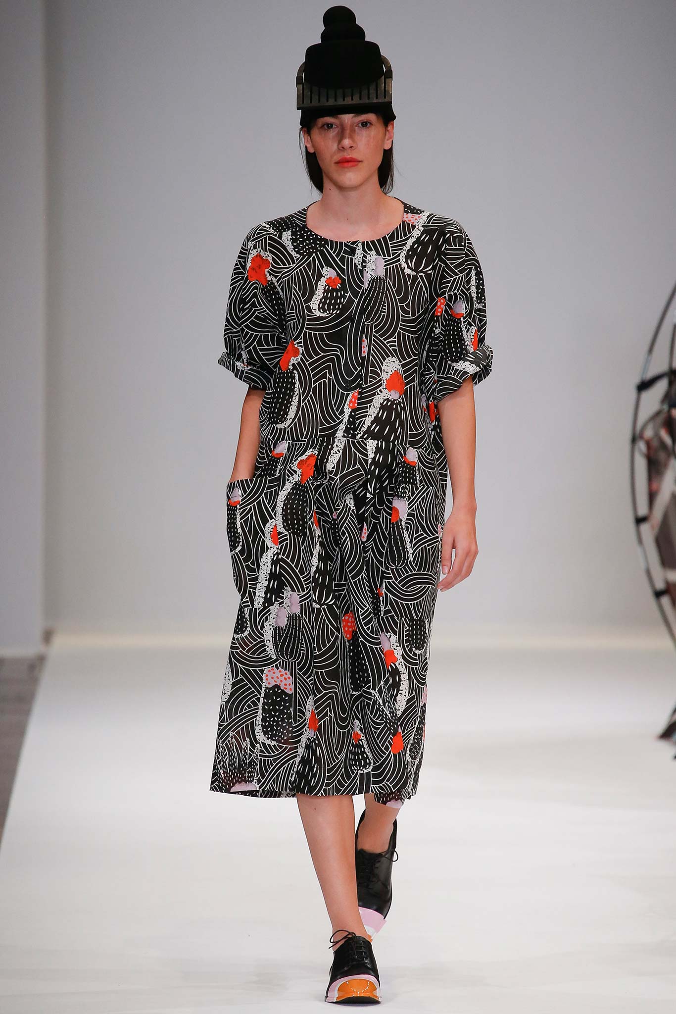 Henrik Vibskov Copenhagen S/S 16 Look 6
