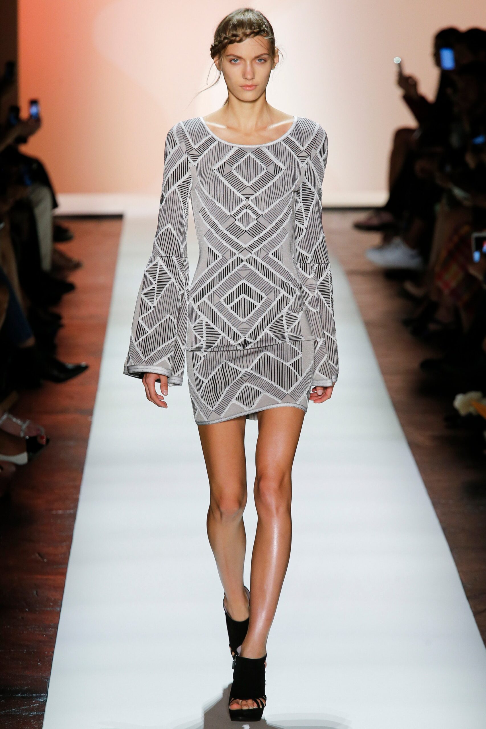 Hervé Léger by Max Azria Spring 2016 Ready-to-Wear