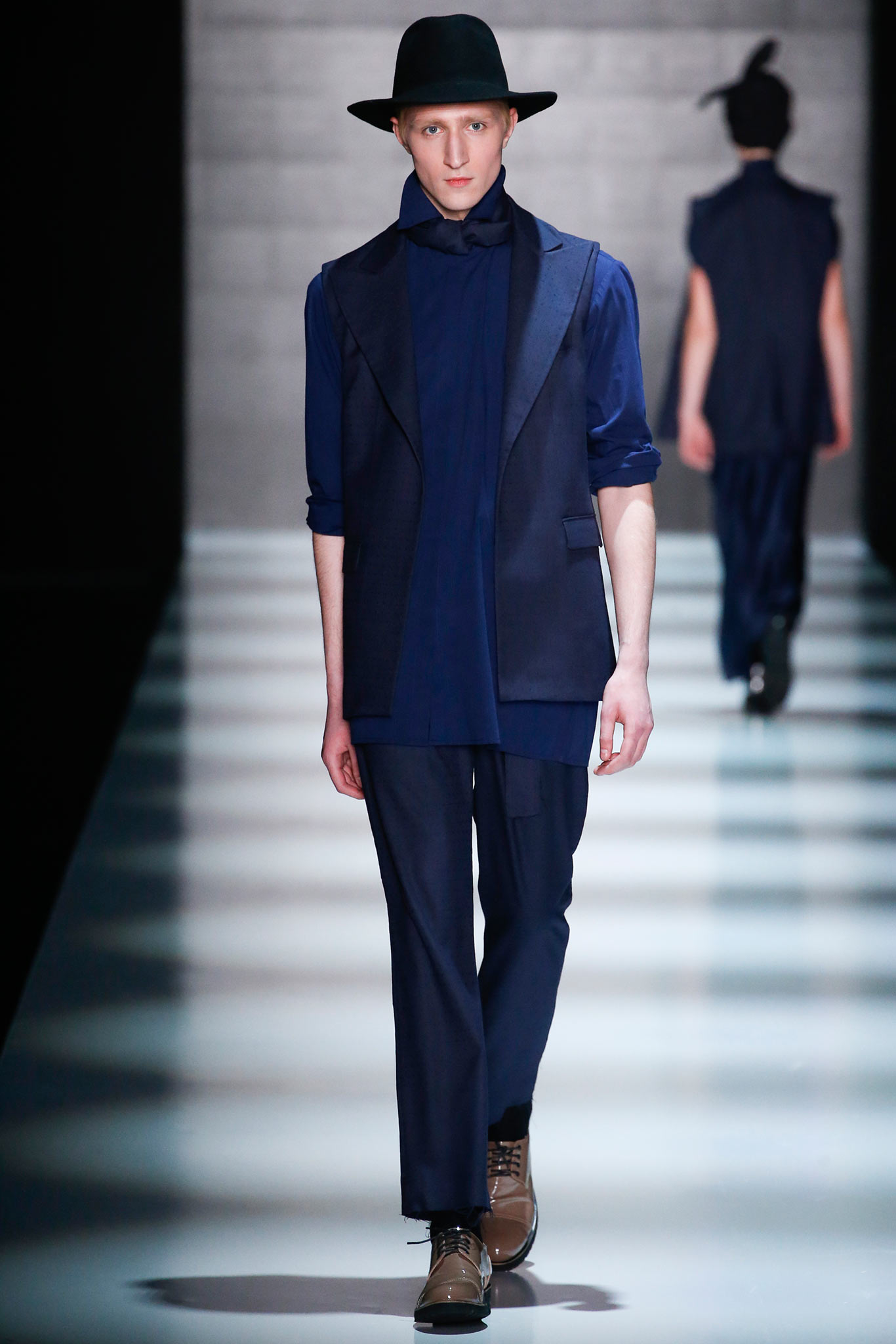 Goga Nikabadze Russia F/W 15 Look 28
