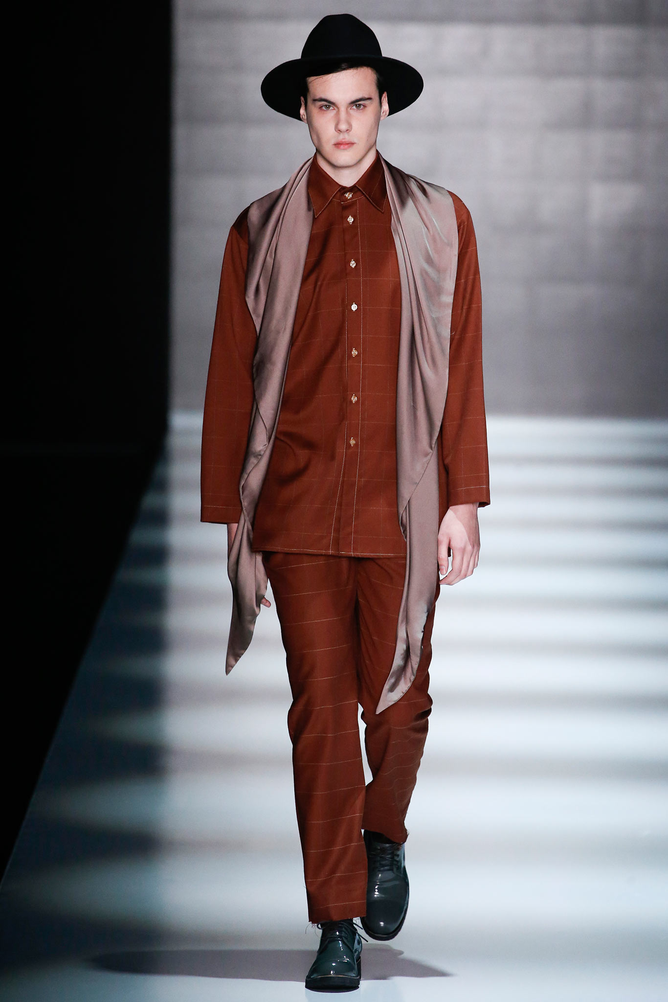 Goga Nikabadze Russia F/W 15 Look 32