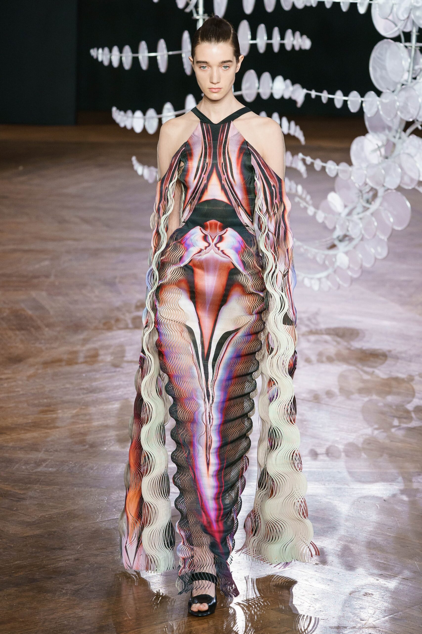 Iris van Herpen F/W 19 Couture Look 2