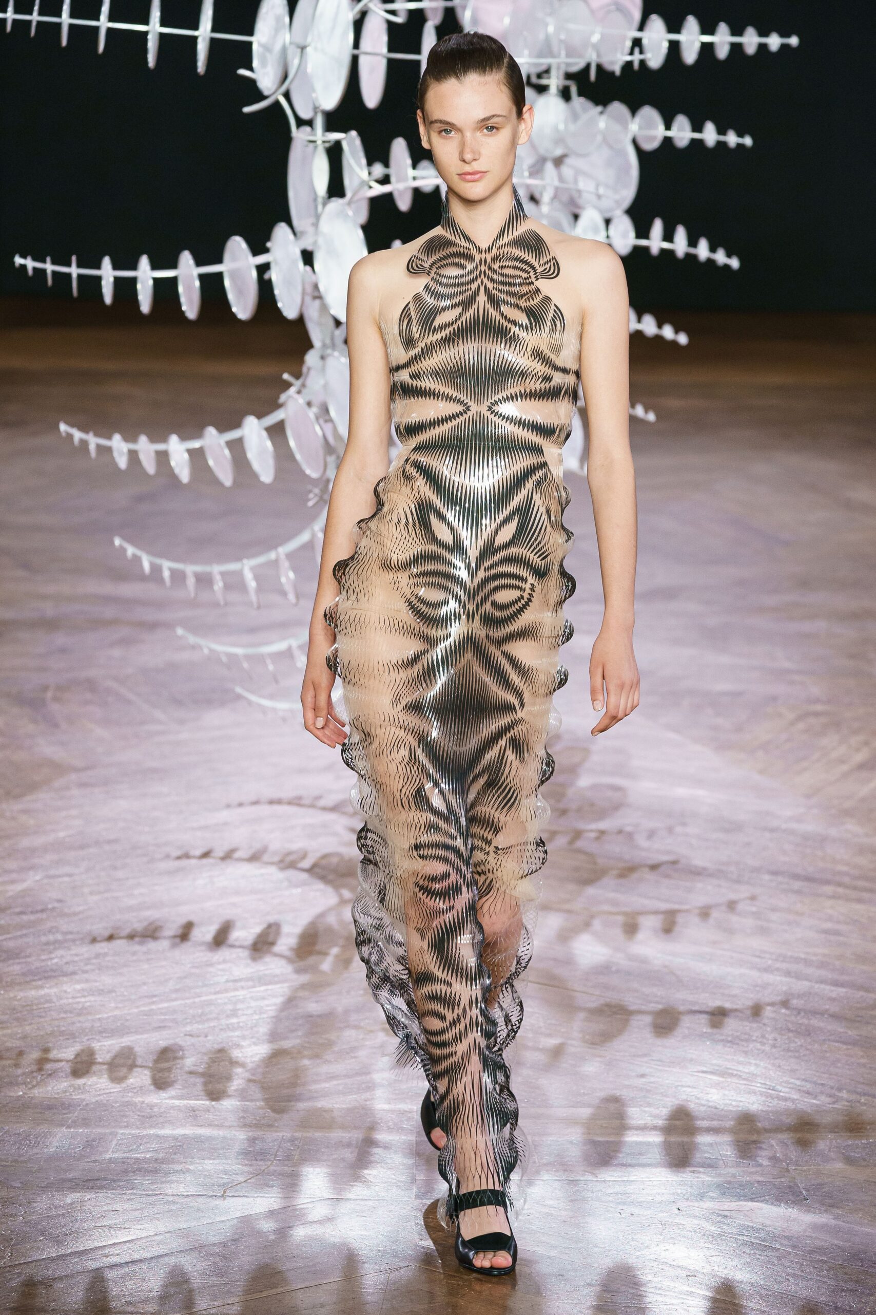 Iris van Herpen F/W 19 Couture Look 3
