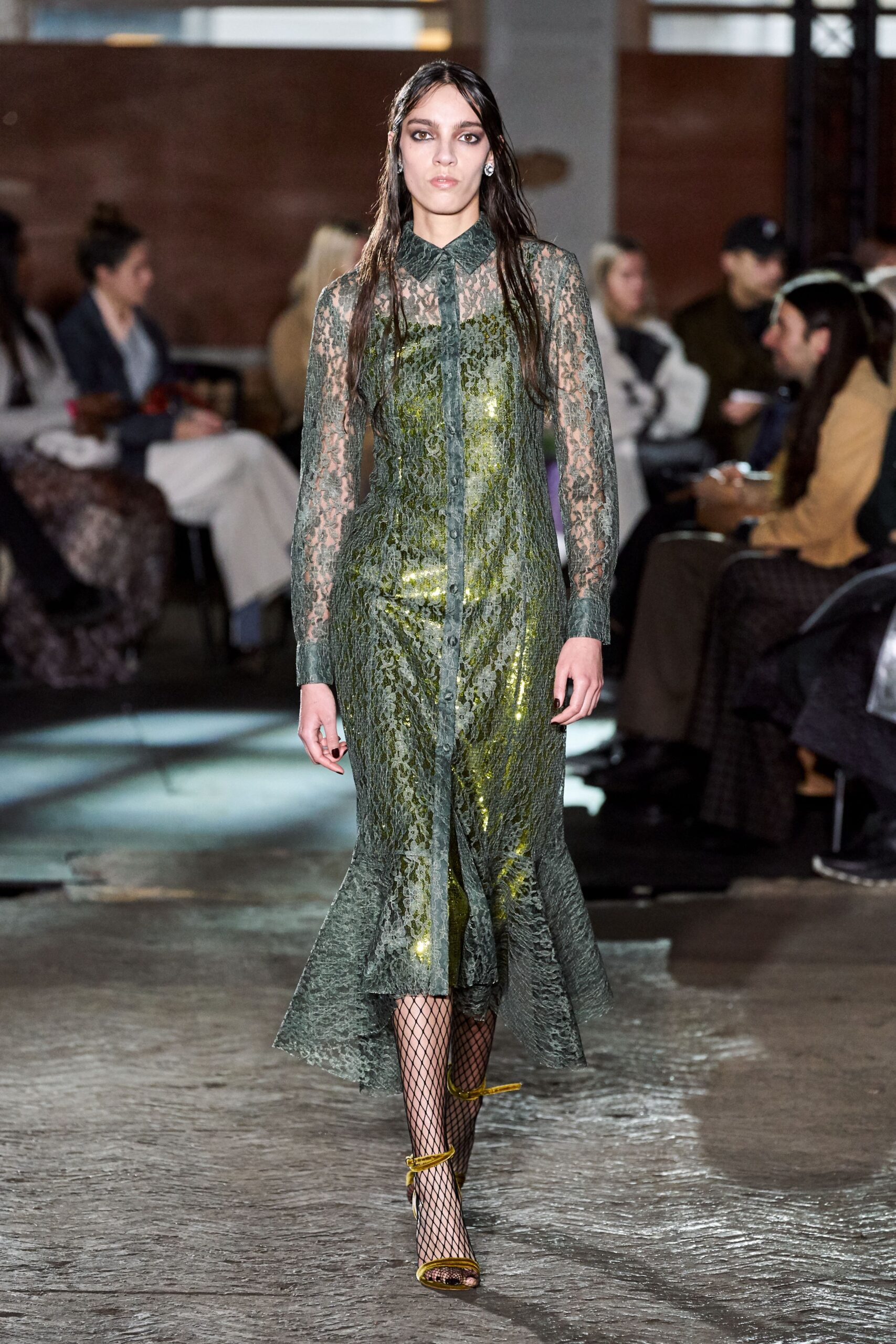 Huishan Zhang F/W 20 Look 13