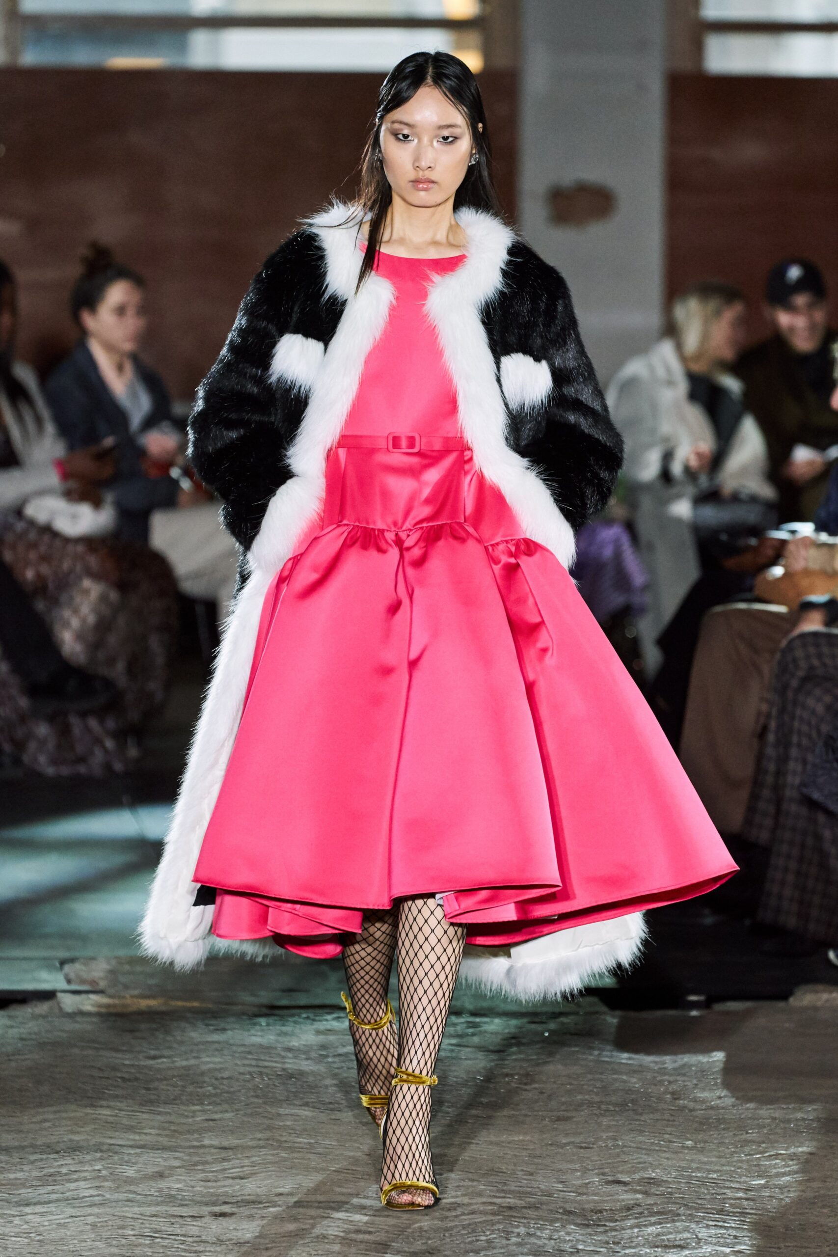 Huishan Zhang F/W 20 Look 26