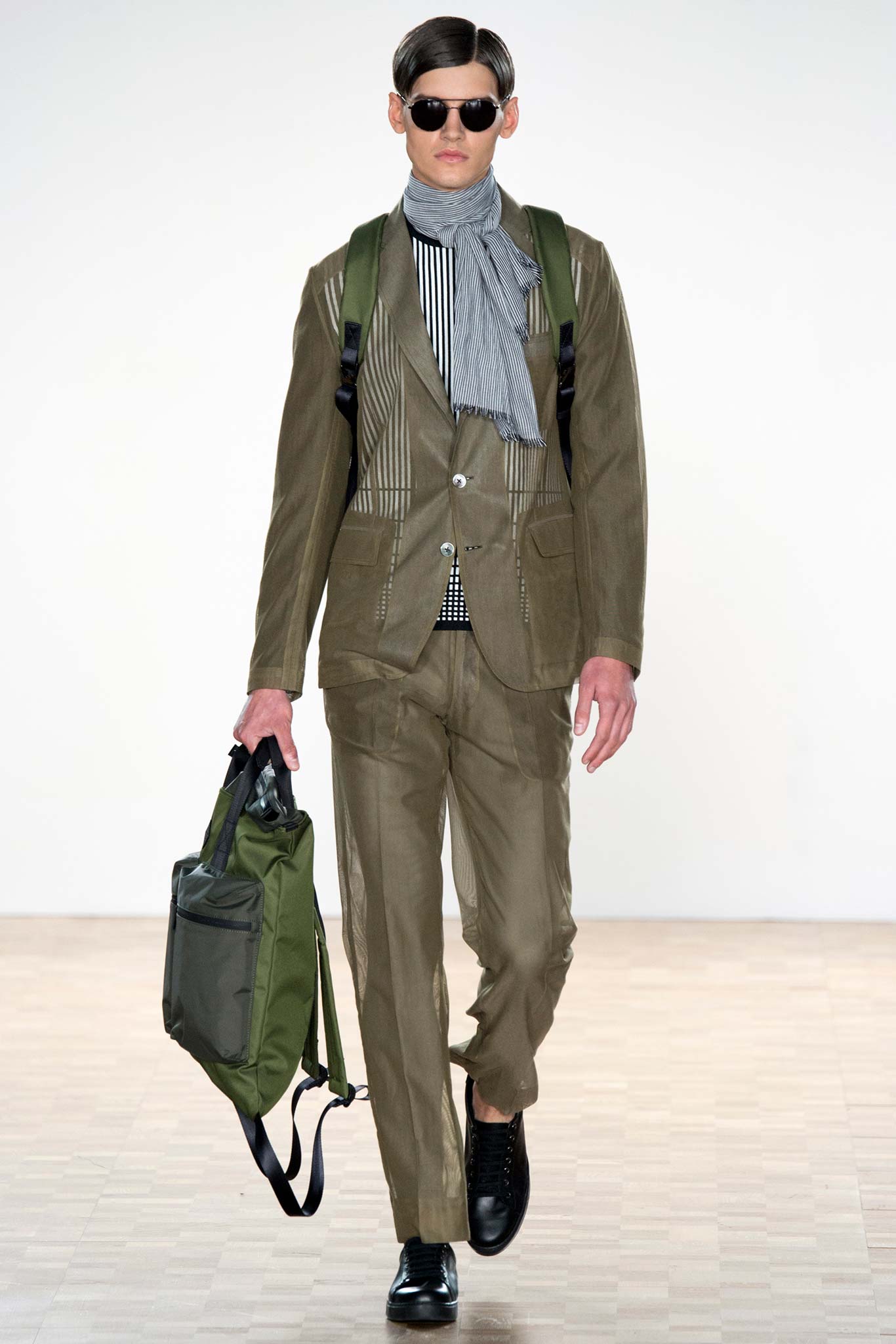 Hardy Amies S/S 16 Menswear Look 11