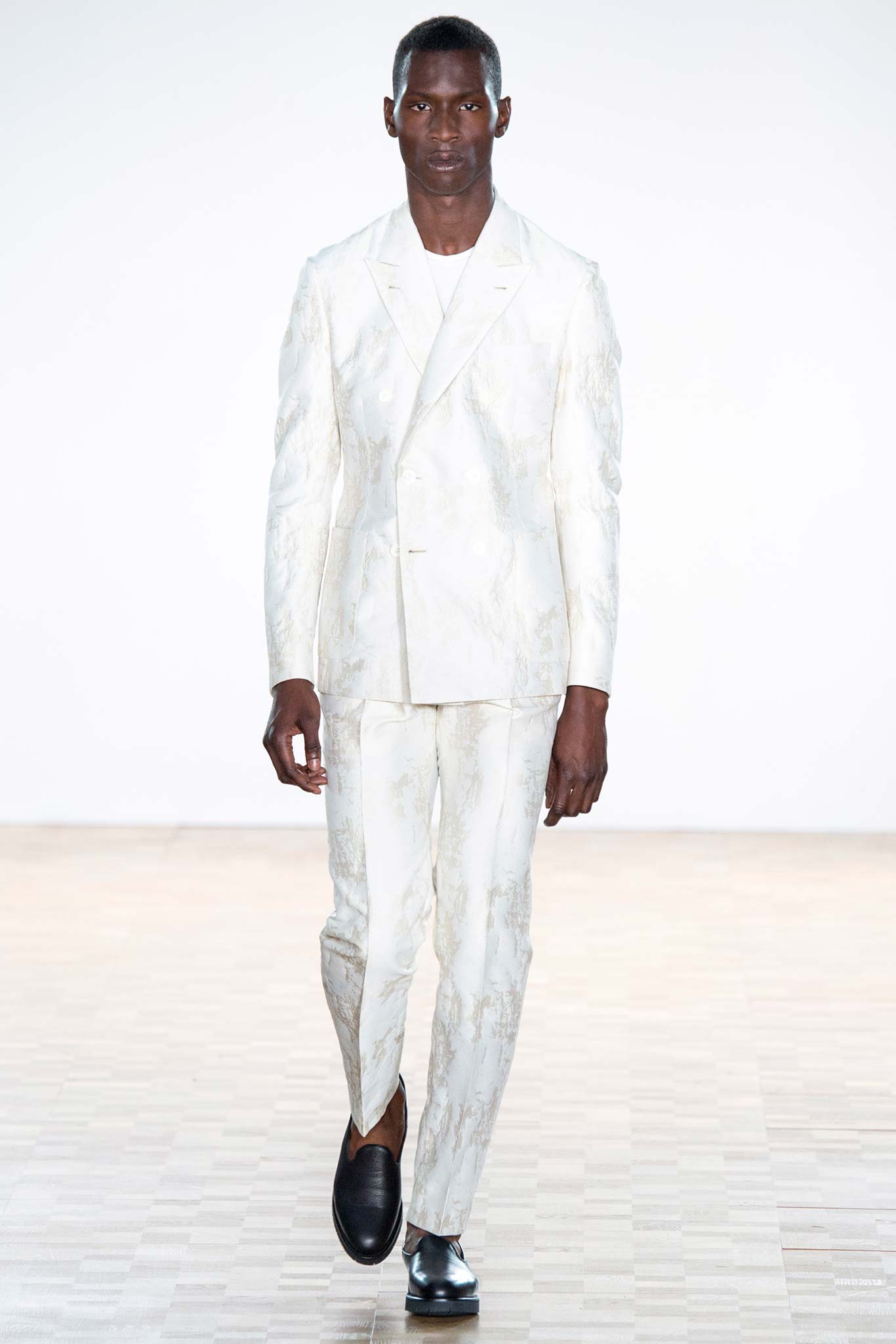 Hardy Amies S/S 16 Menswear Look 33