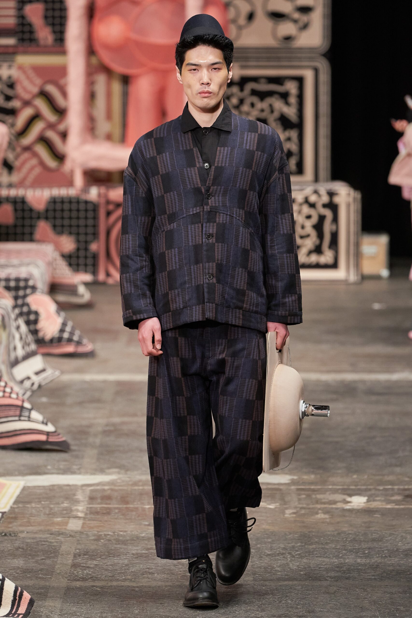 Henrik Vibskov Copenhagen F/W 20 Look 12