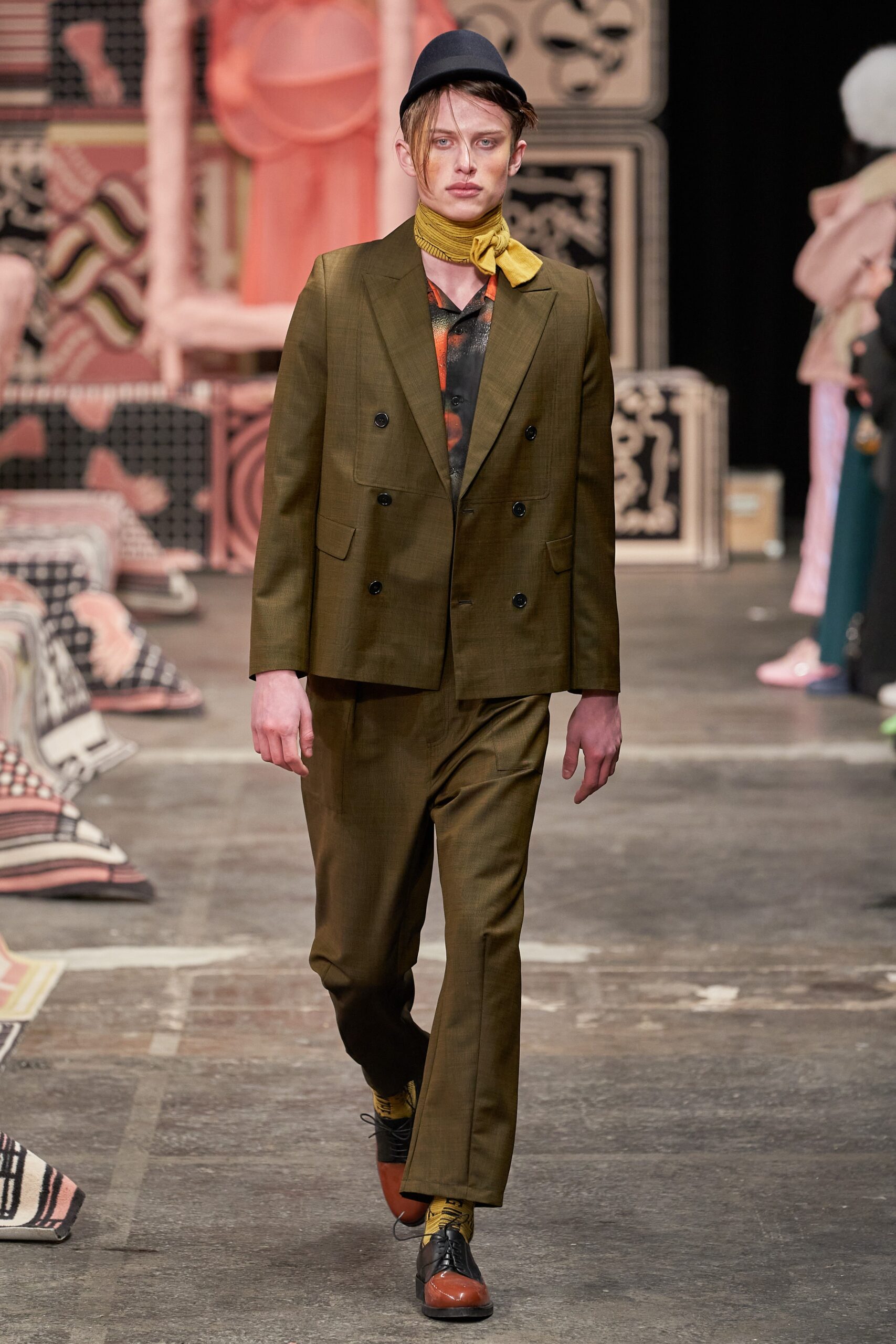Henrik Vibskov Copenhagen F/W 20 Look 33