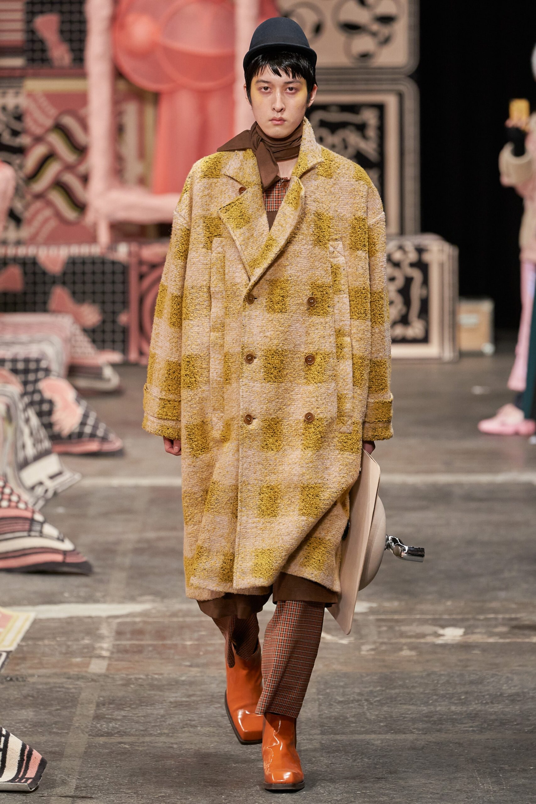 Henrik Vibskov Copenhagen F/W 20 Look 37