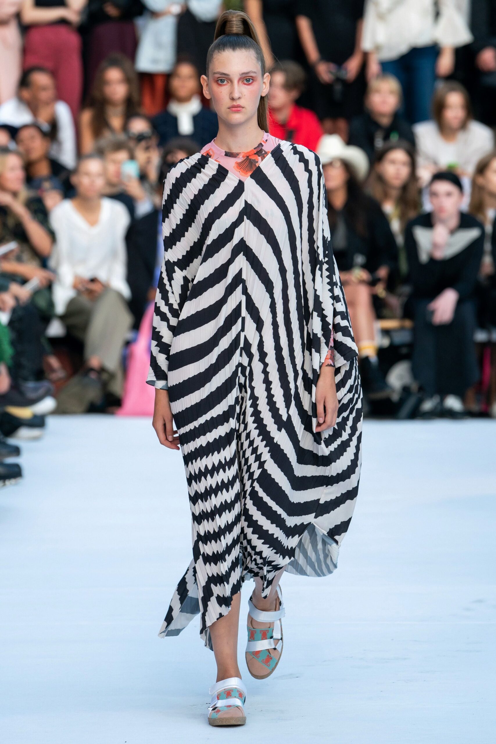Henrik Vibskov Copenhagen S/S 20 Look 25