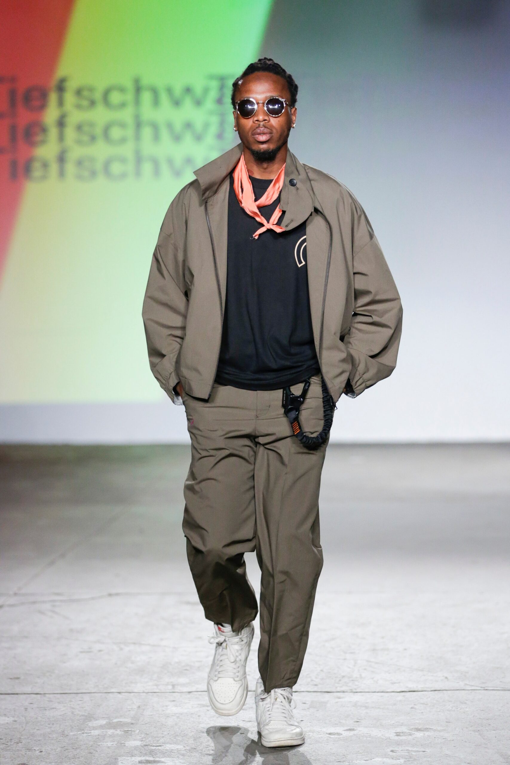 Gustav Von Aschenbach S/S 19 Menswear Look 17