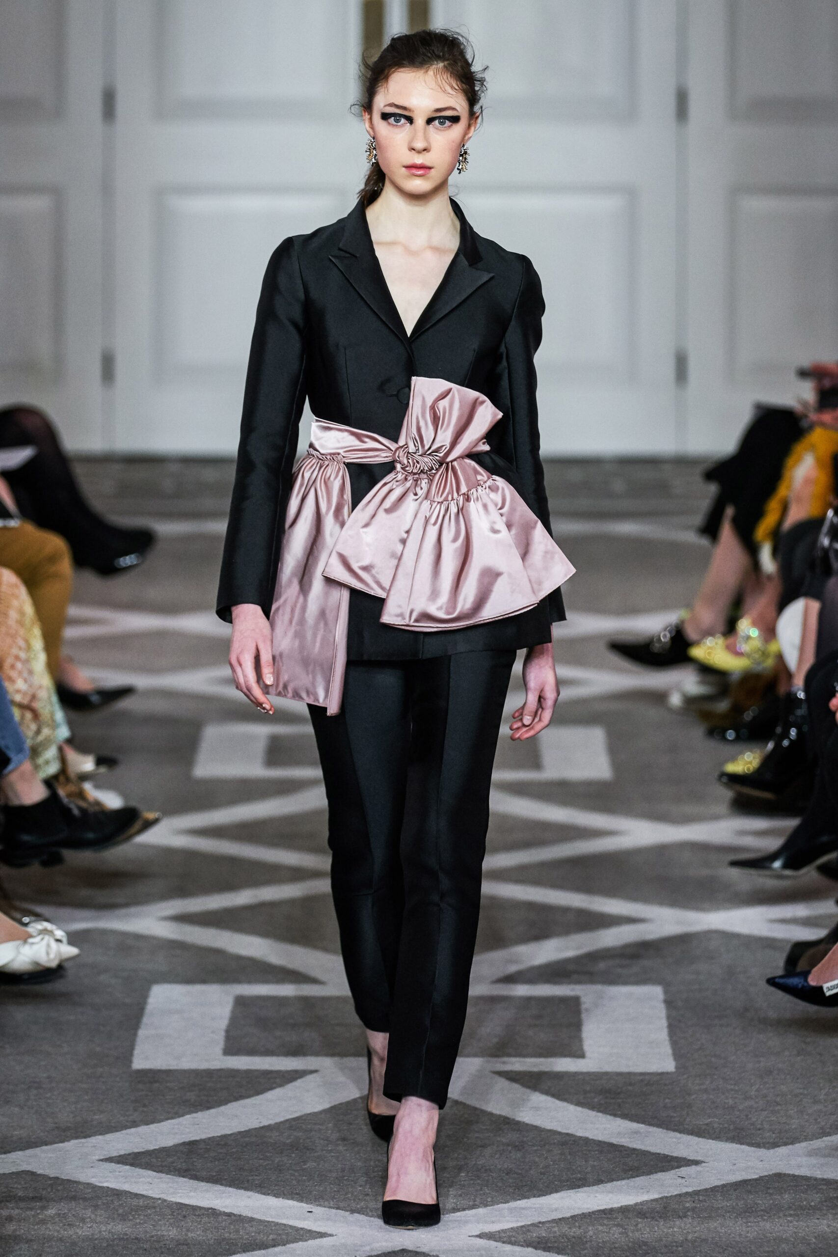 Huishan Zhang F/W 19 Look 1