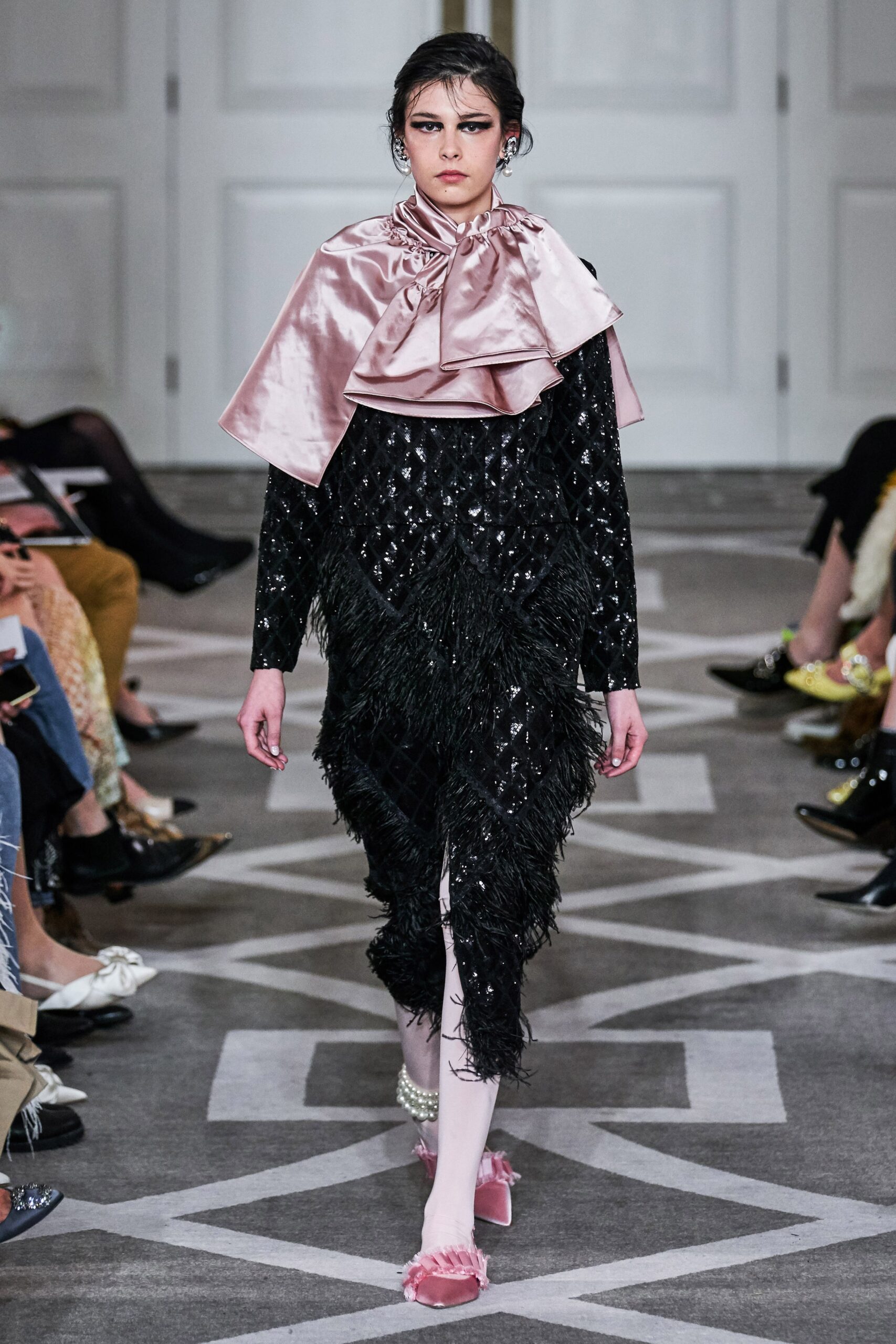 Huishan Zhang F/W 19 Look 9