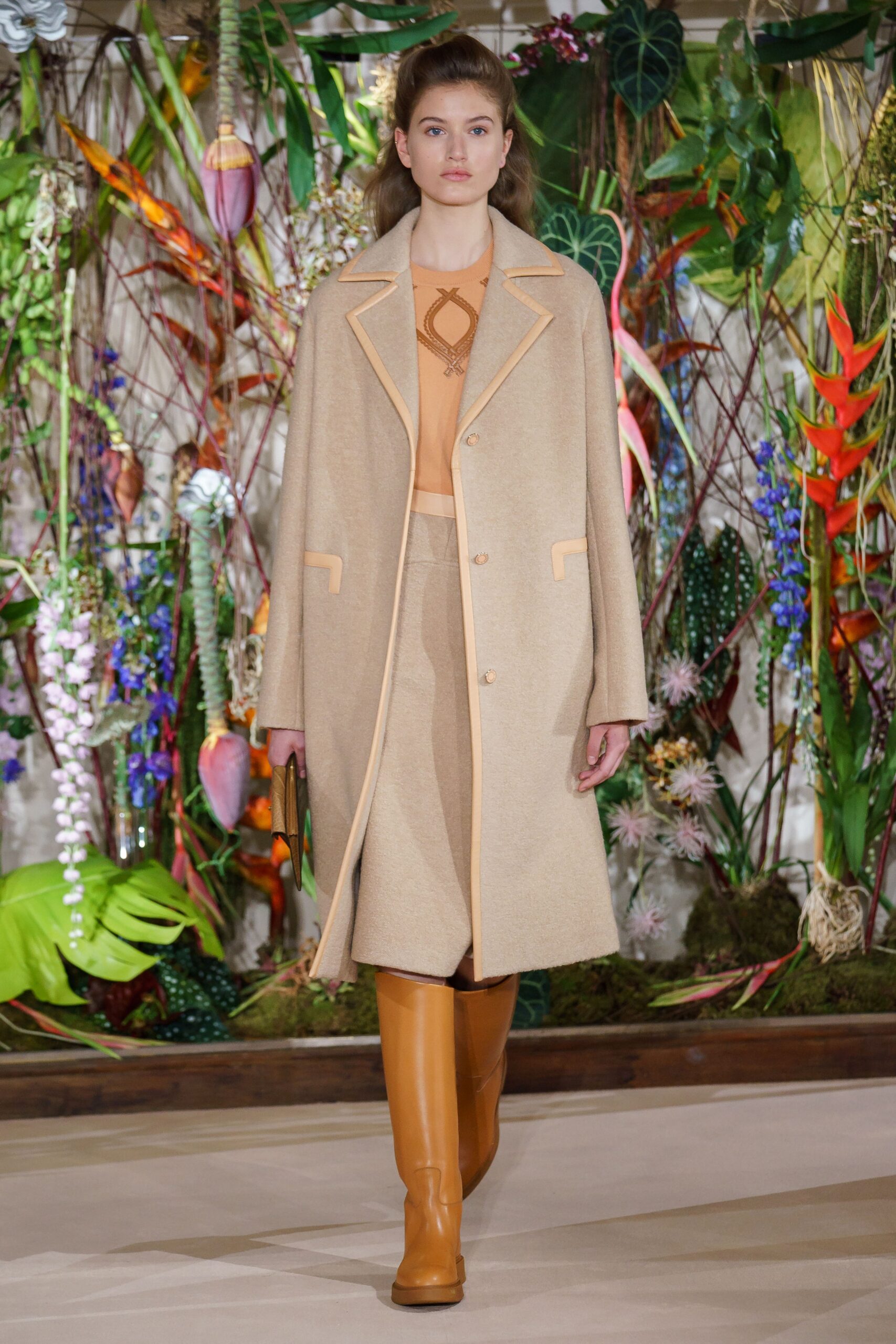 Hermès F/W 19 Look 10