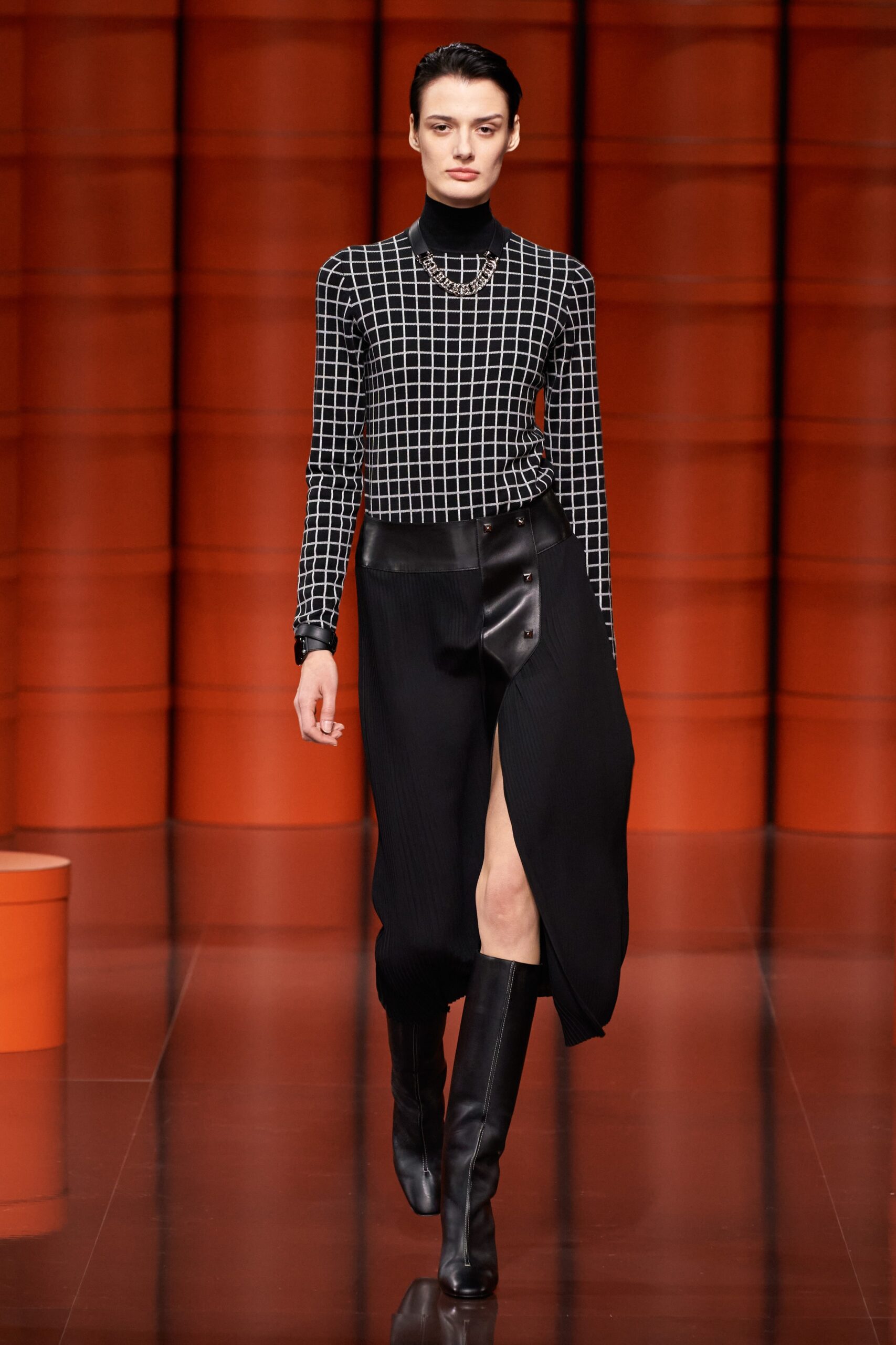 Hermès F/W 21 Look 8