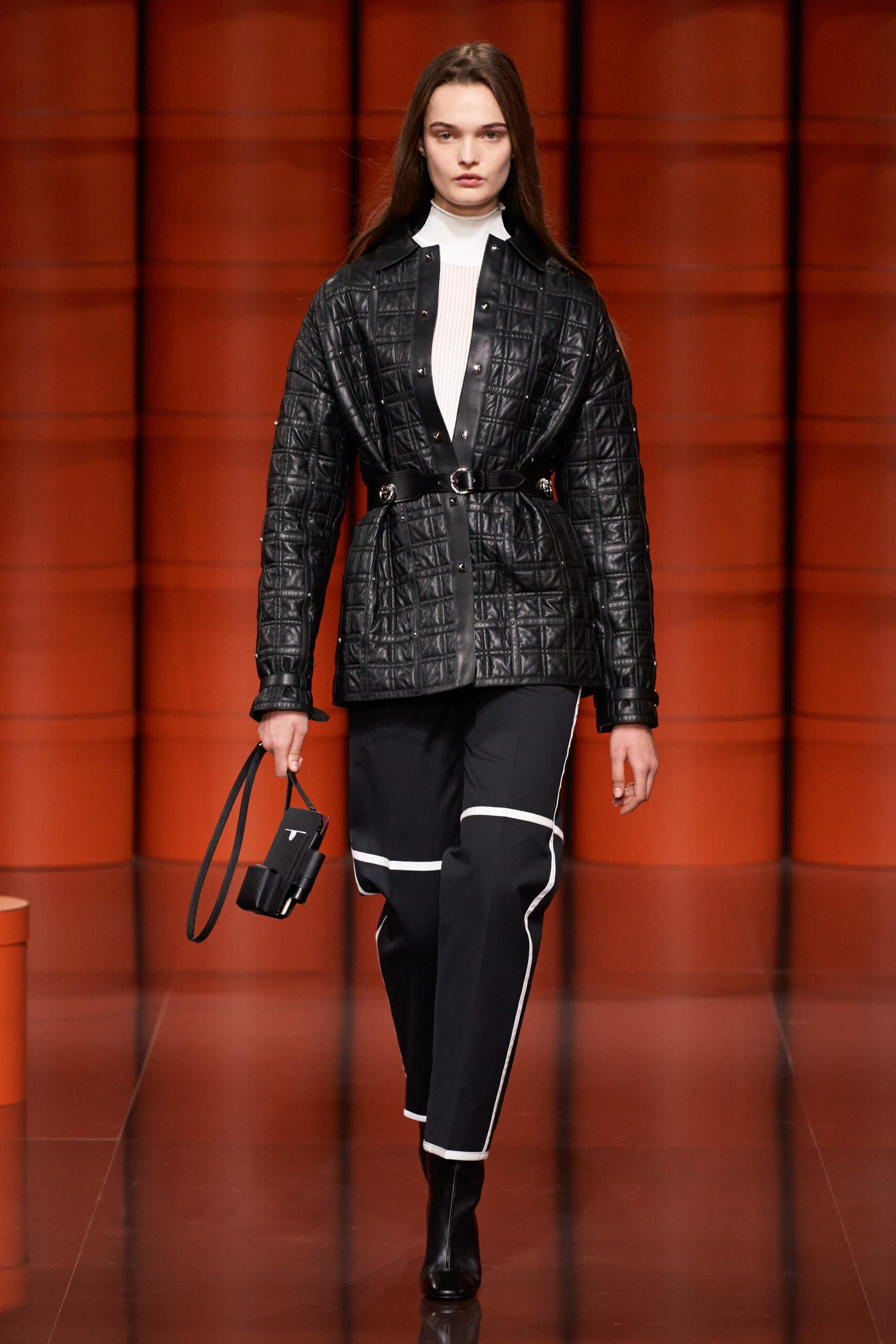 Hermès F/W 21 Look 14