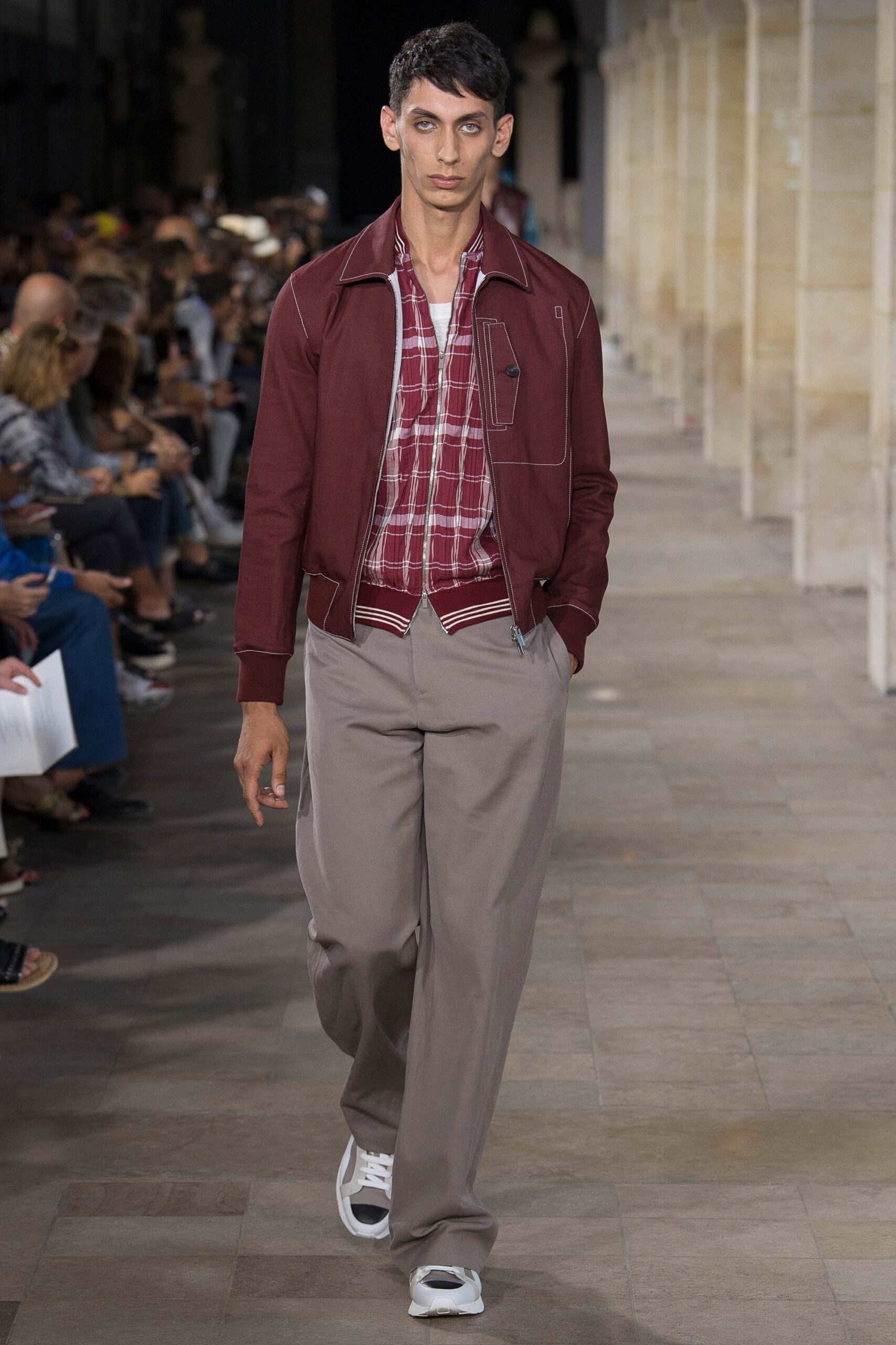 Hermès S/S 18 Menswear Look 1