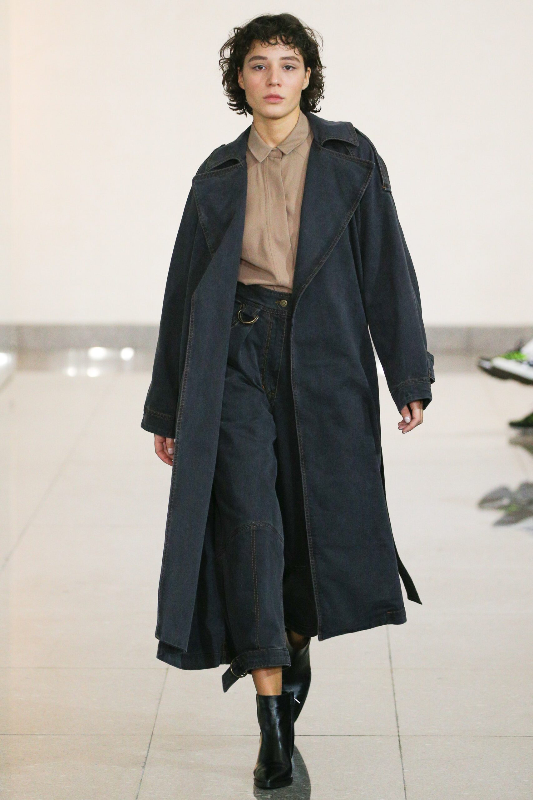 Ingorokva Tbilisi S/S 19 Look 23