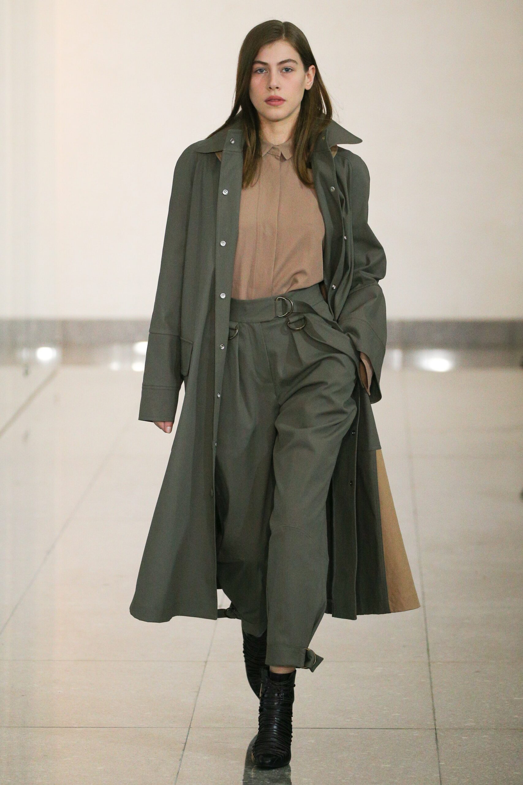 Ingorokva Tbilisi S/S 19 Look 25